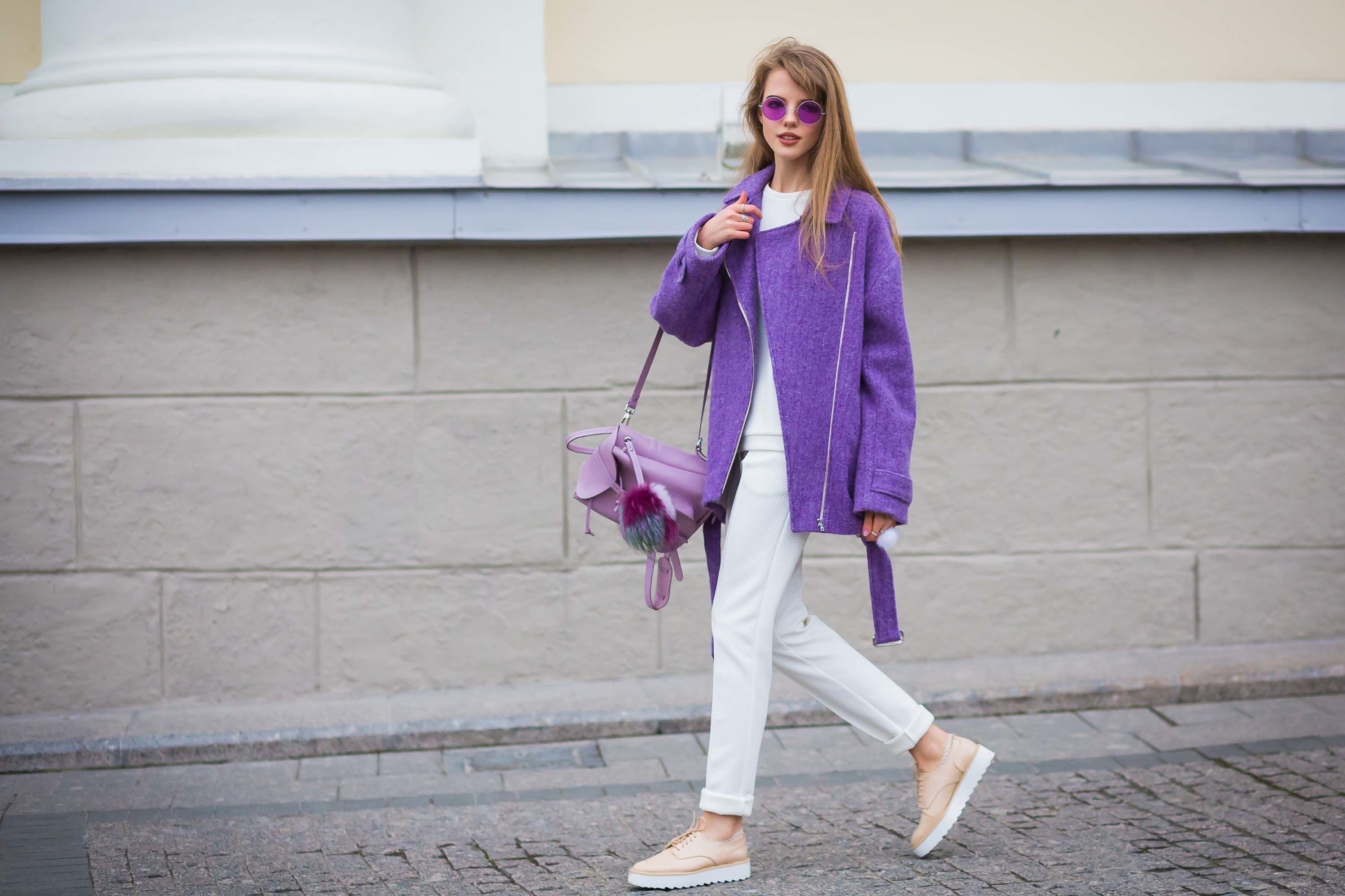 Celebrities Love Brochu Walker: Iconic Moments Featuring the Brand's Designs