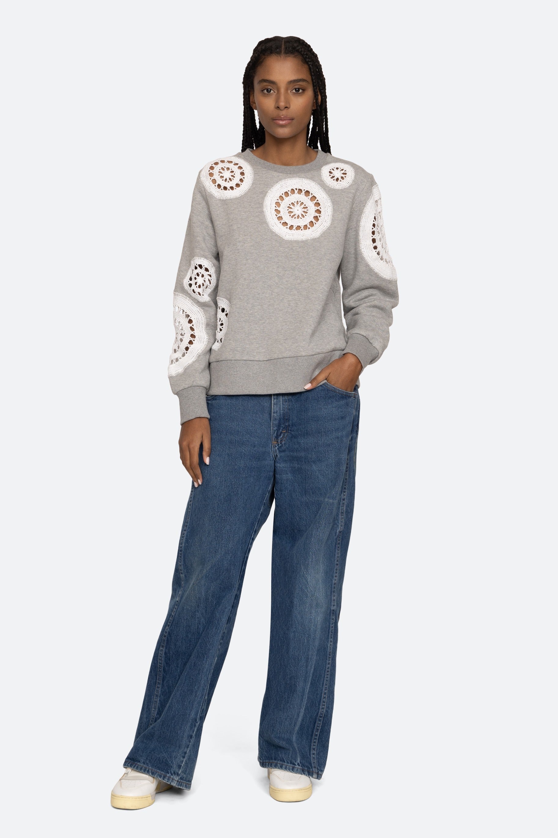 Joy Crochet L/SLV Sweatshirt