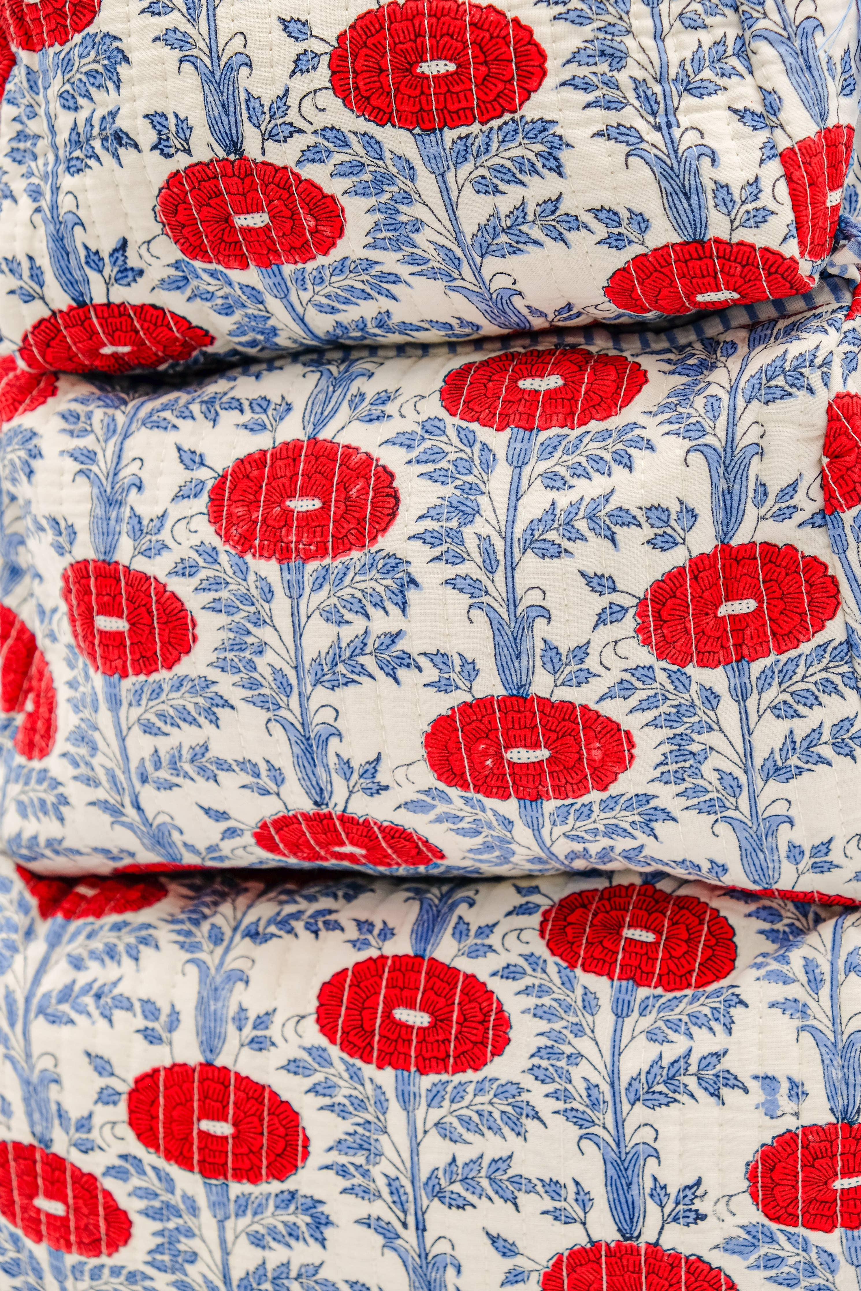 (Available 12/1) Araminta Toiletry Bag: Large