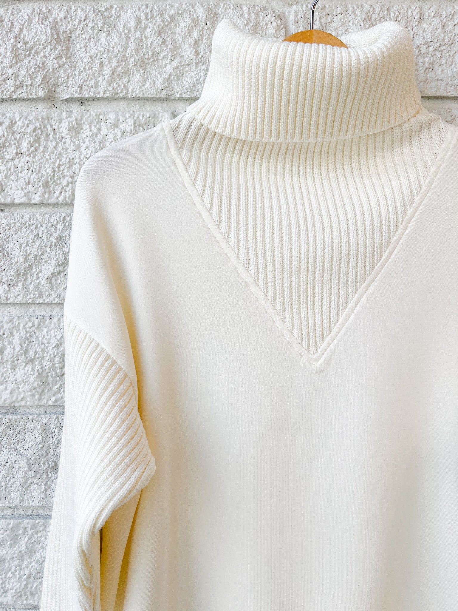 Hannah Cowl Neck Sweat