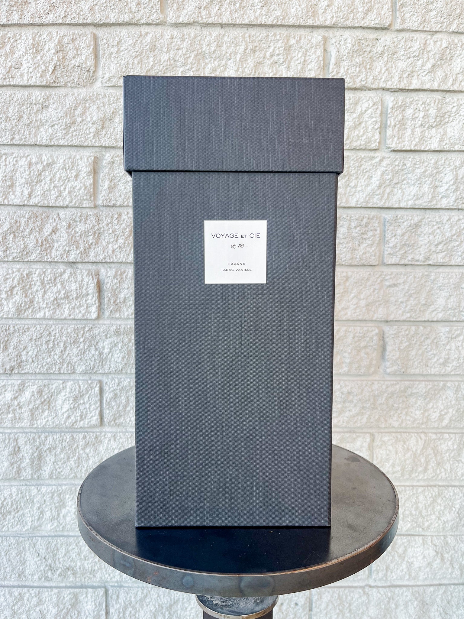 150 oz French Candle - Tabac Vanille