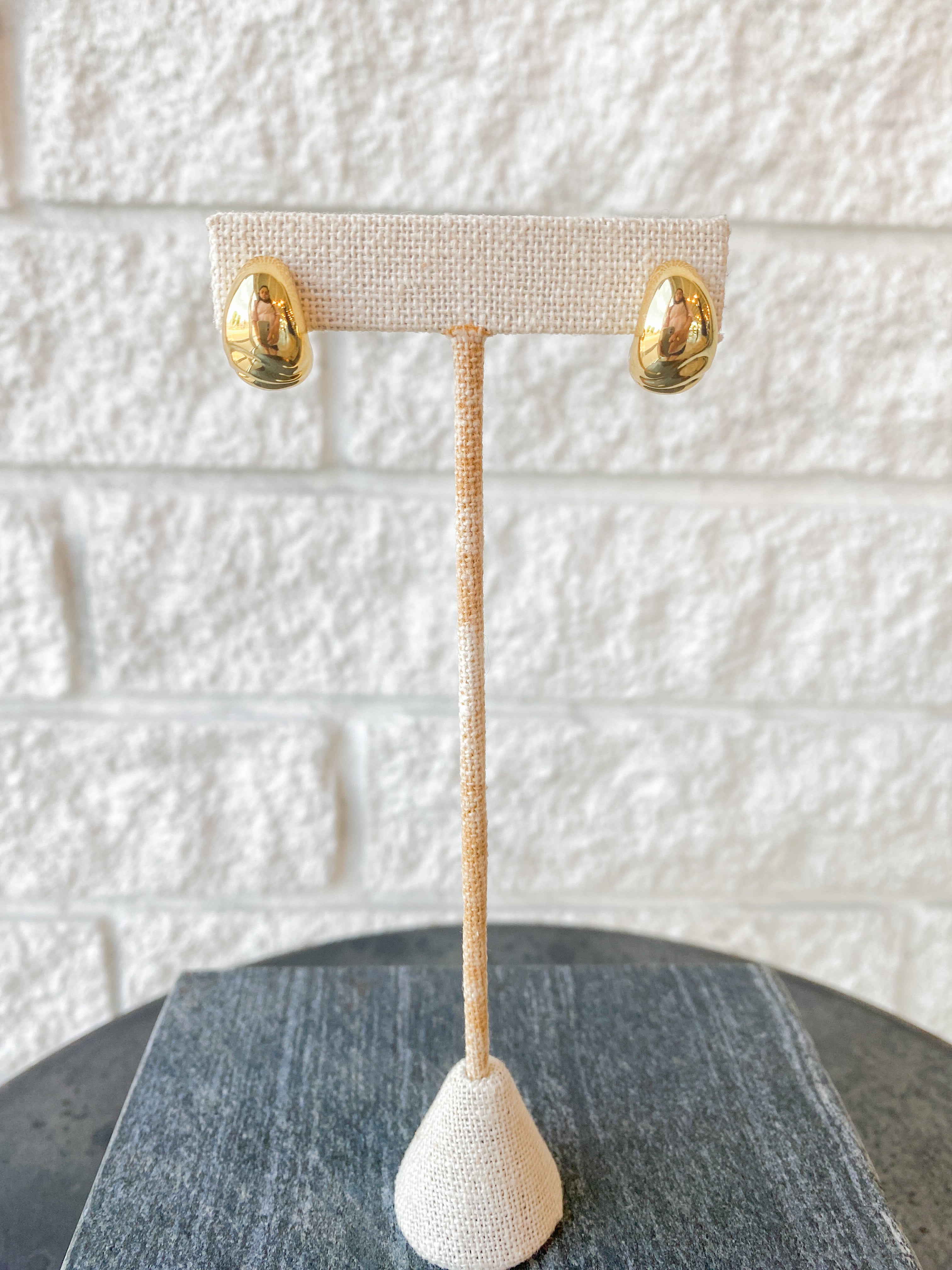 Small Nelle Hoops