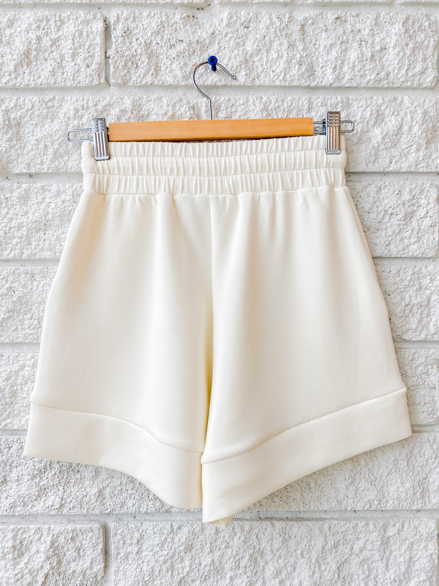 Atrium High Rise Short 4.5