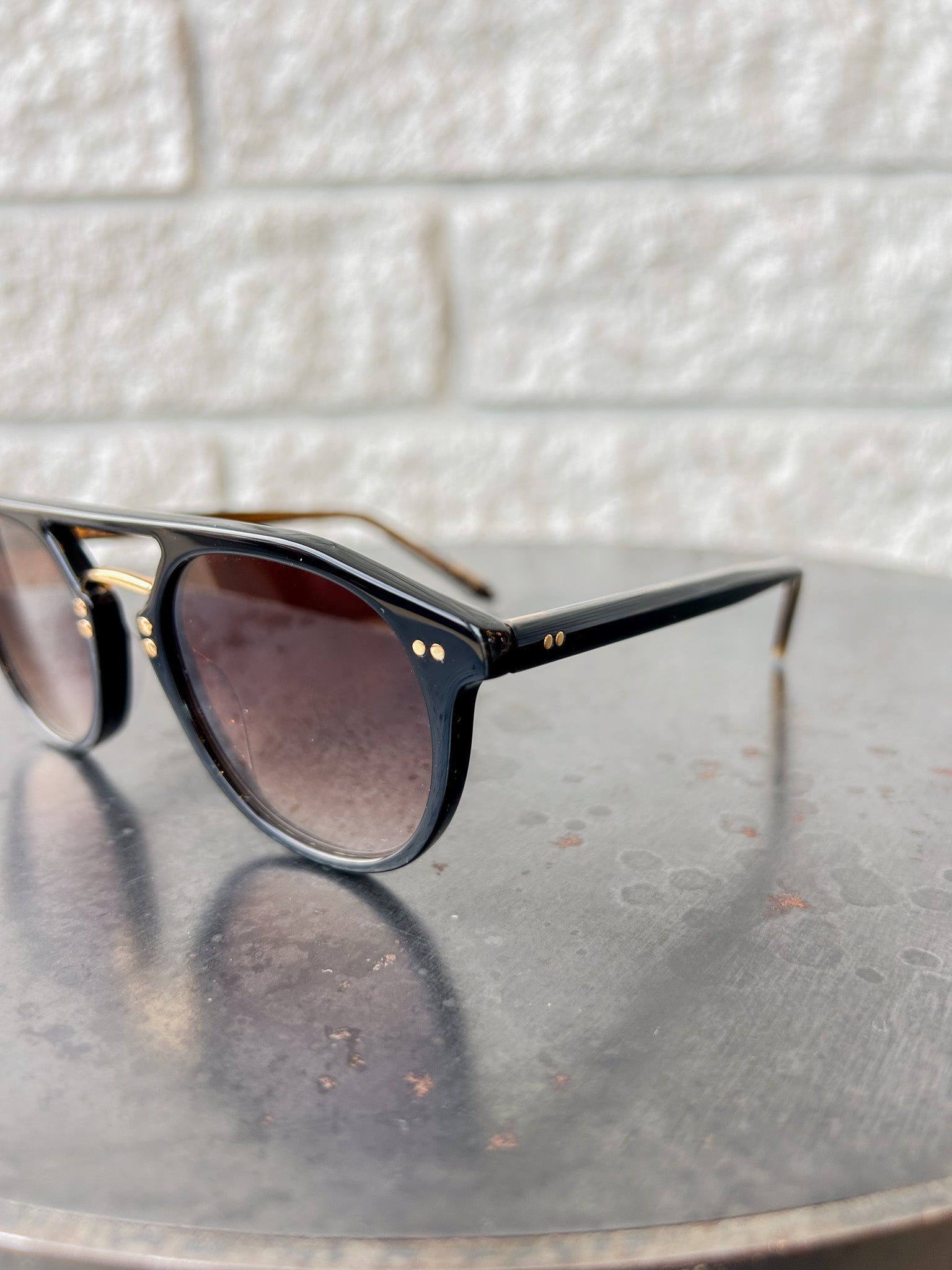 MARKLE | Black + Black Tea 18K - GREYSON