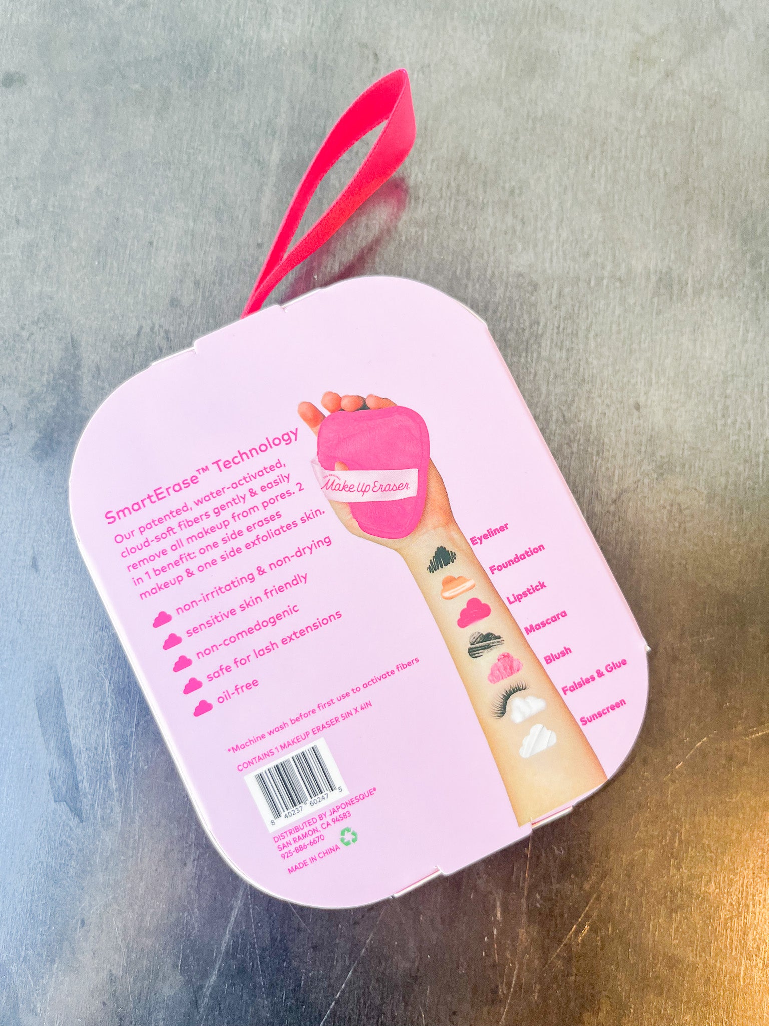 The Pink Daily MakeUp Eraser