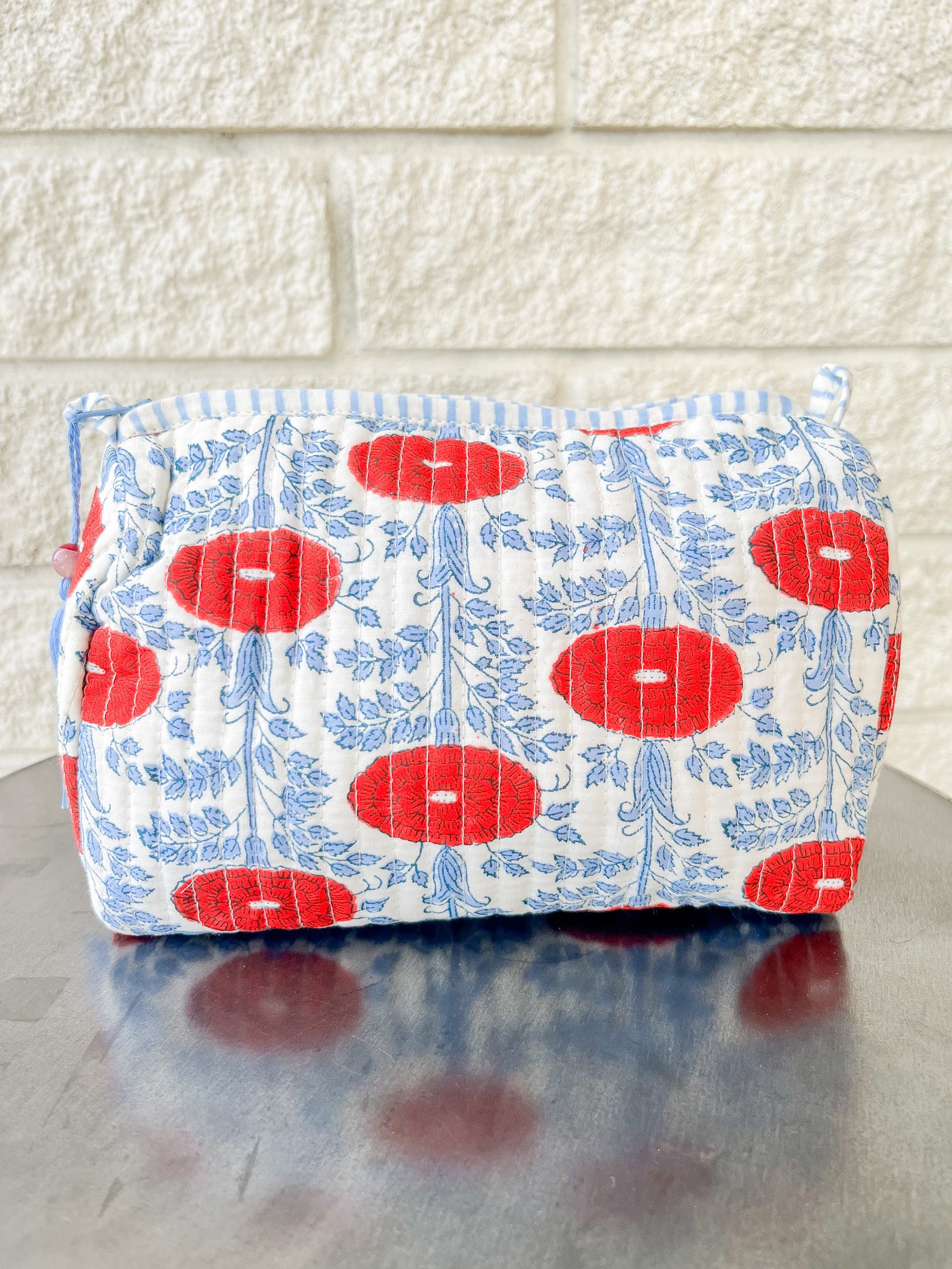 Araminta Toiletry Bag: Medium