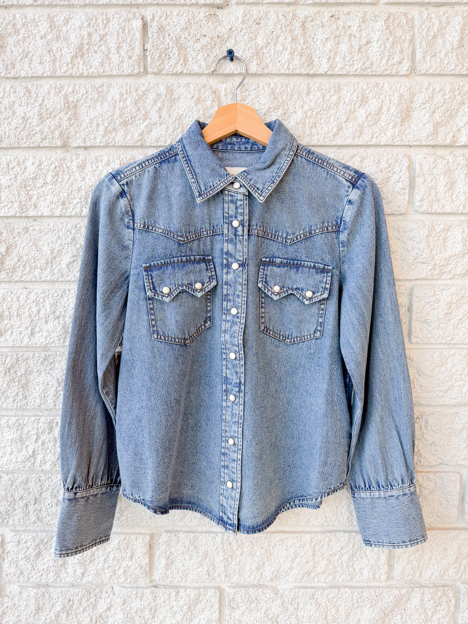 The Howdy Top