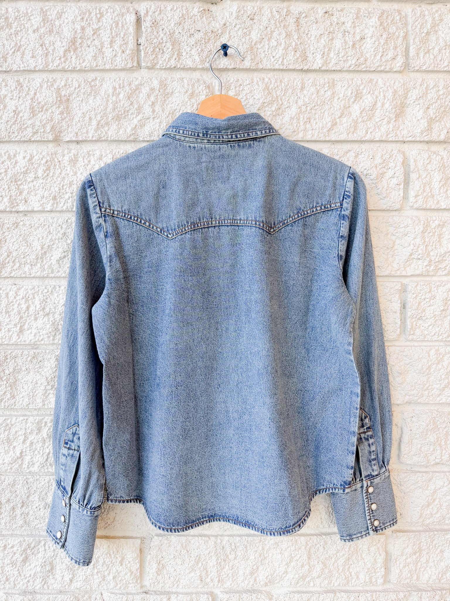 The Howdy Top