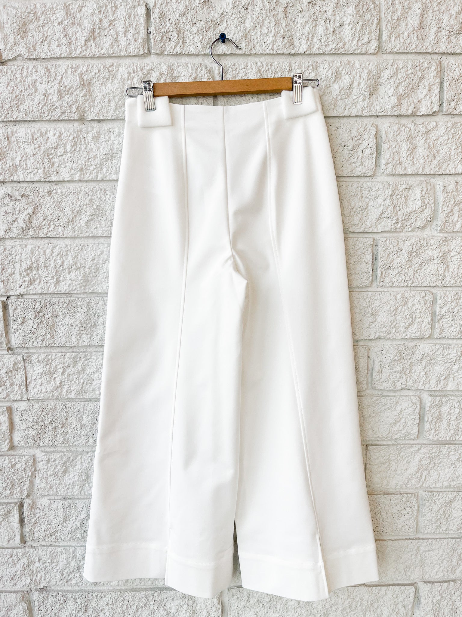 Kallin Cropped Wide Leg Pant