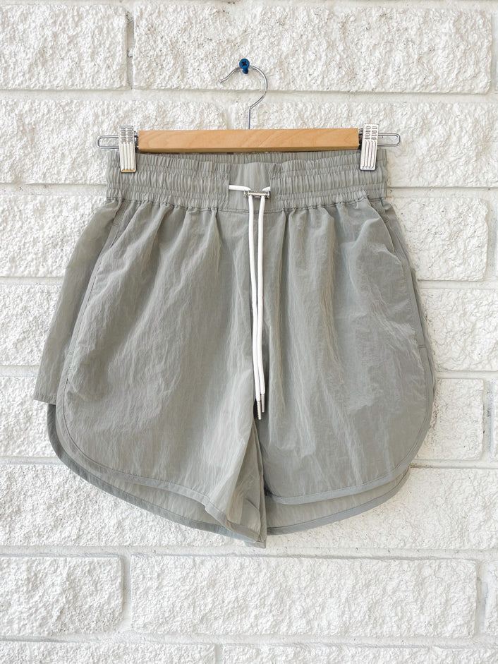 Harmon High Rise Short 4