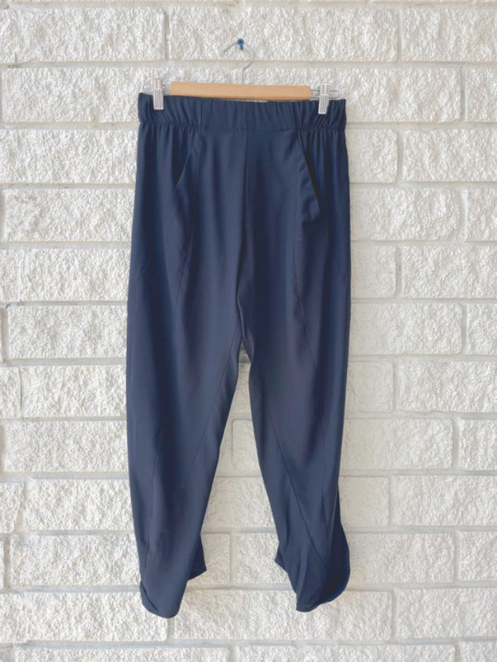 Cropped Akeo Pant