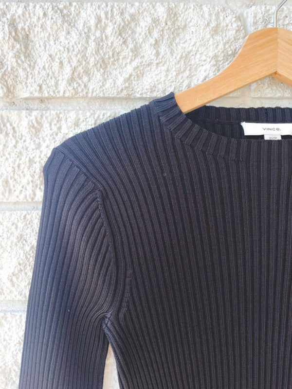 Ribbed Boat Neck