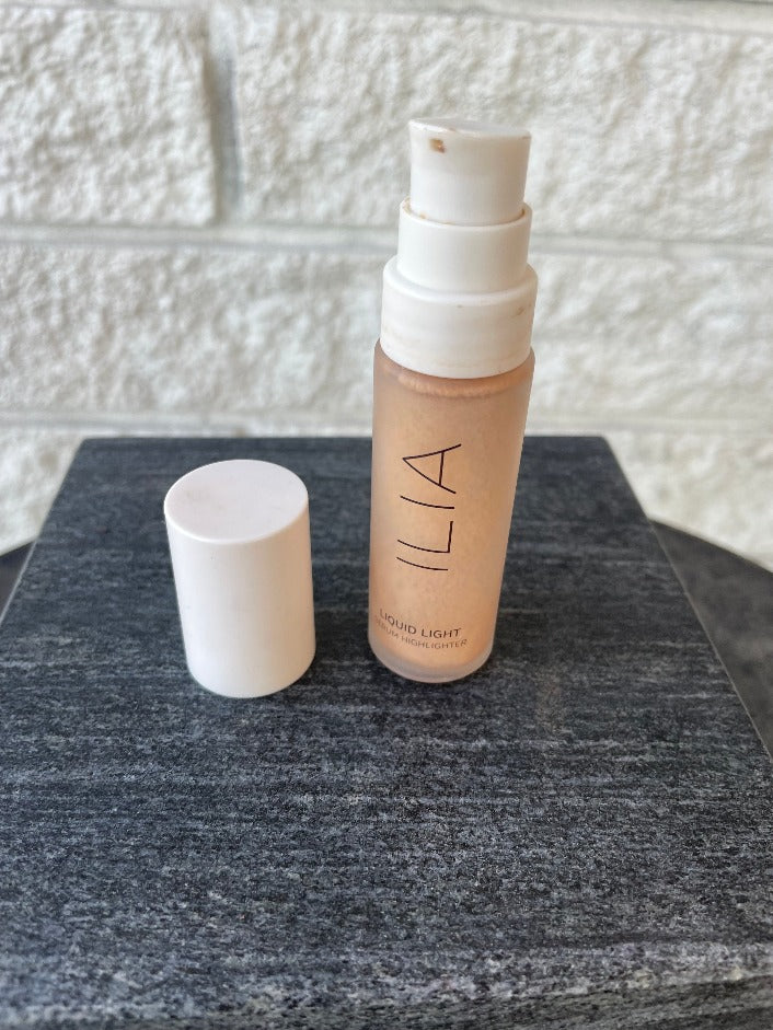 Liquid Light Serum Highlighter