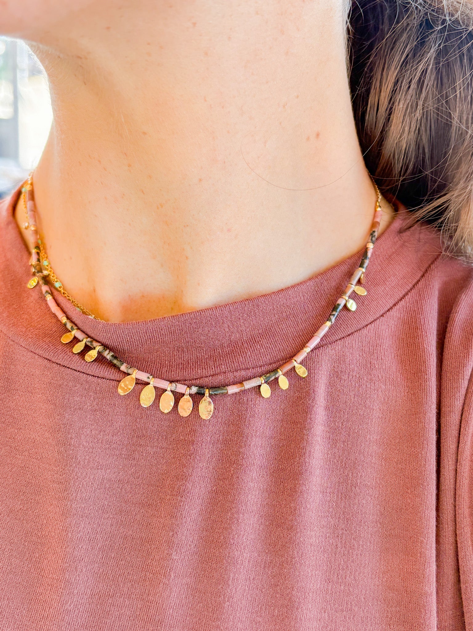 Elyas Short Necklace - Rosewood