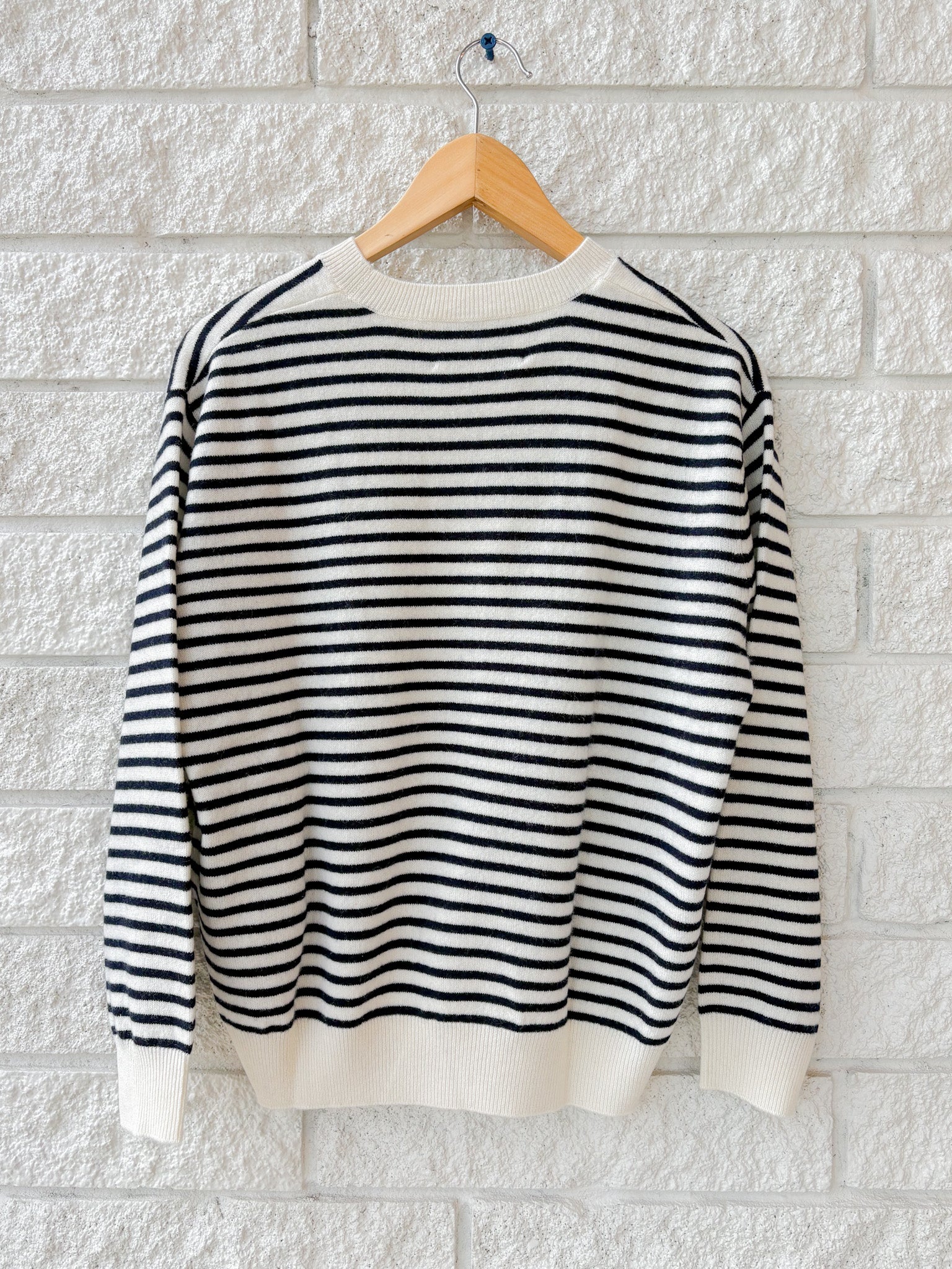 Neve Cashmere Sweater