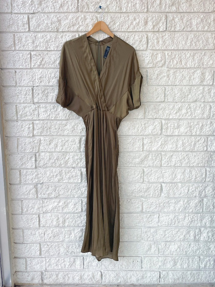 Long Aki Wave Dress