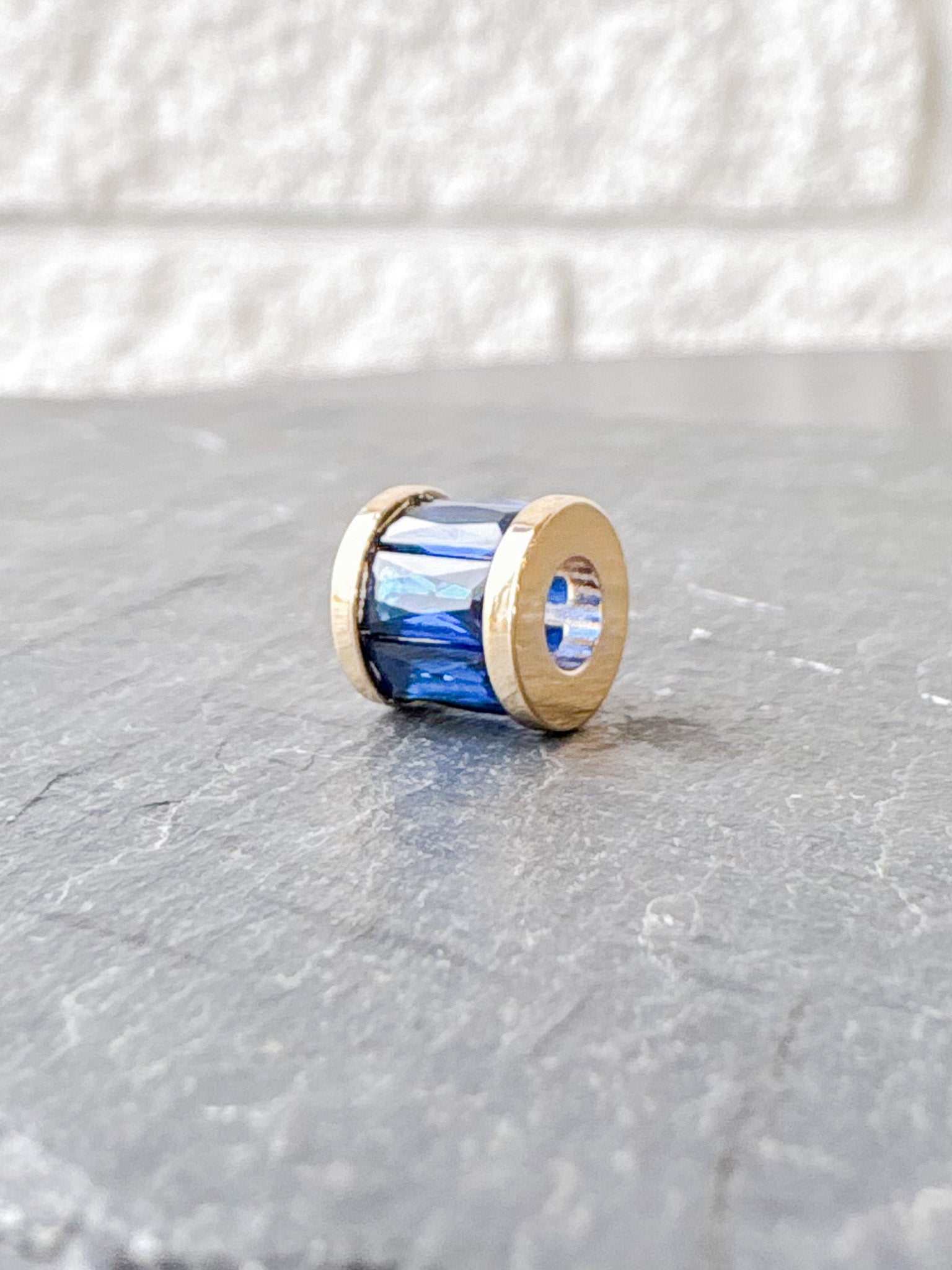 Delphin Blue Bead Charm