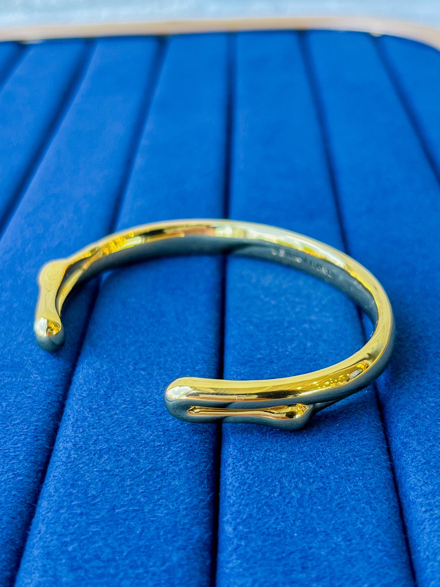 Lisieux Cuff