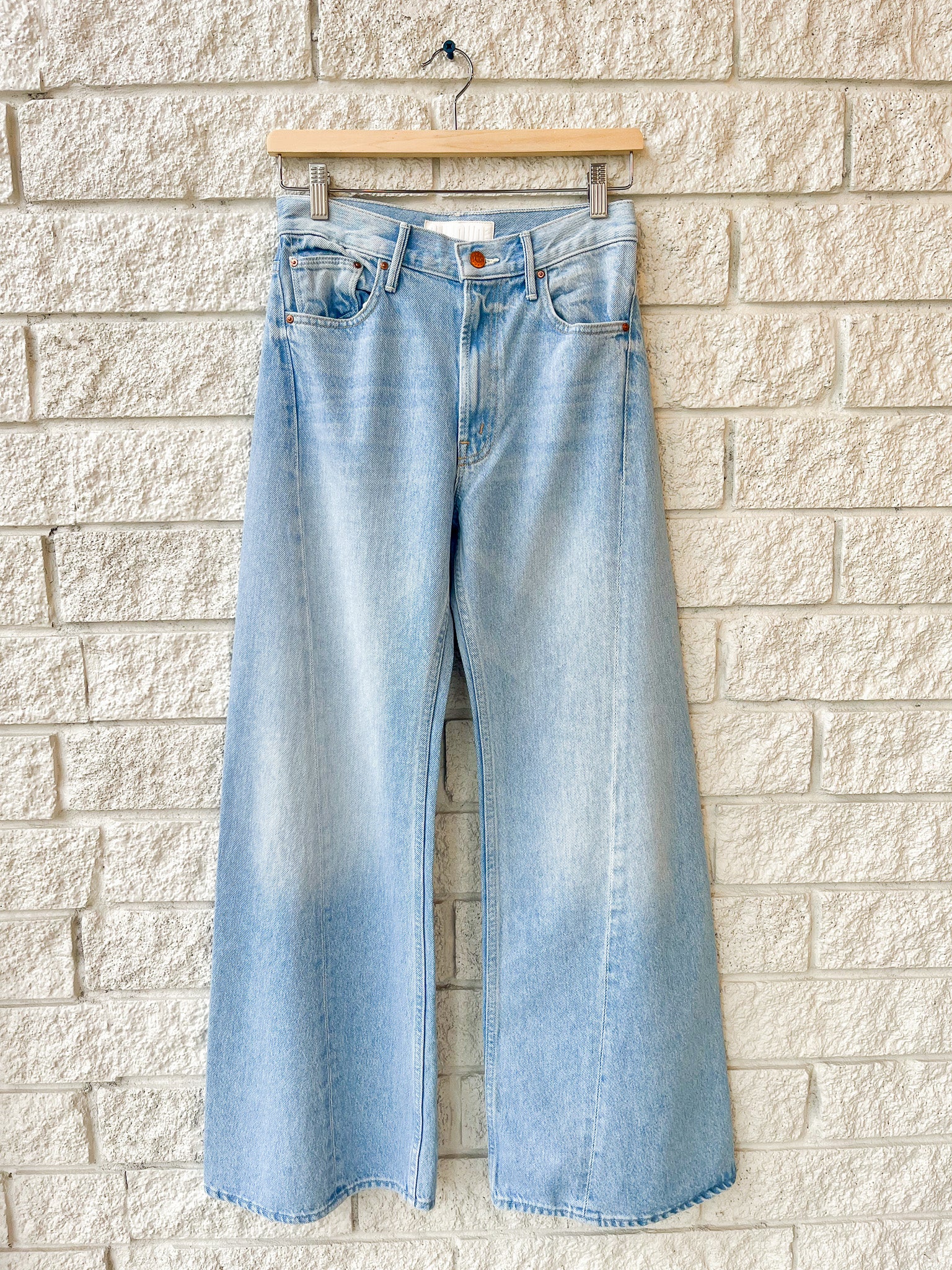 The Lemon Twist Sneak