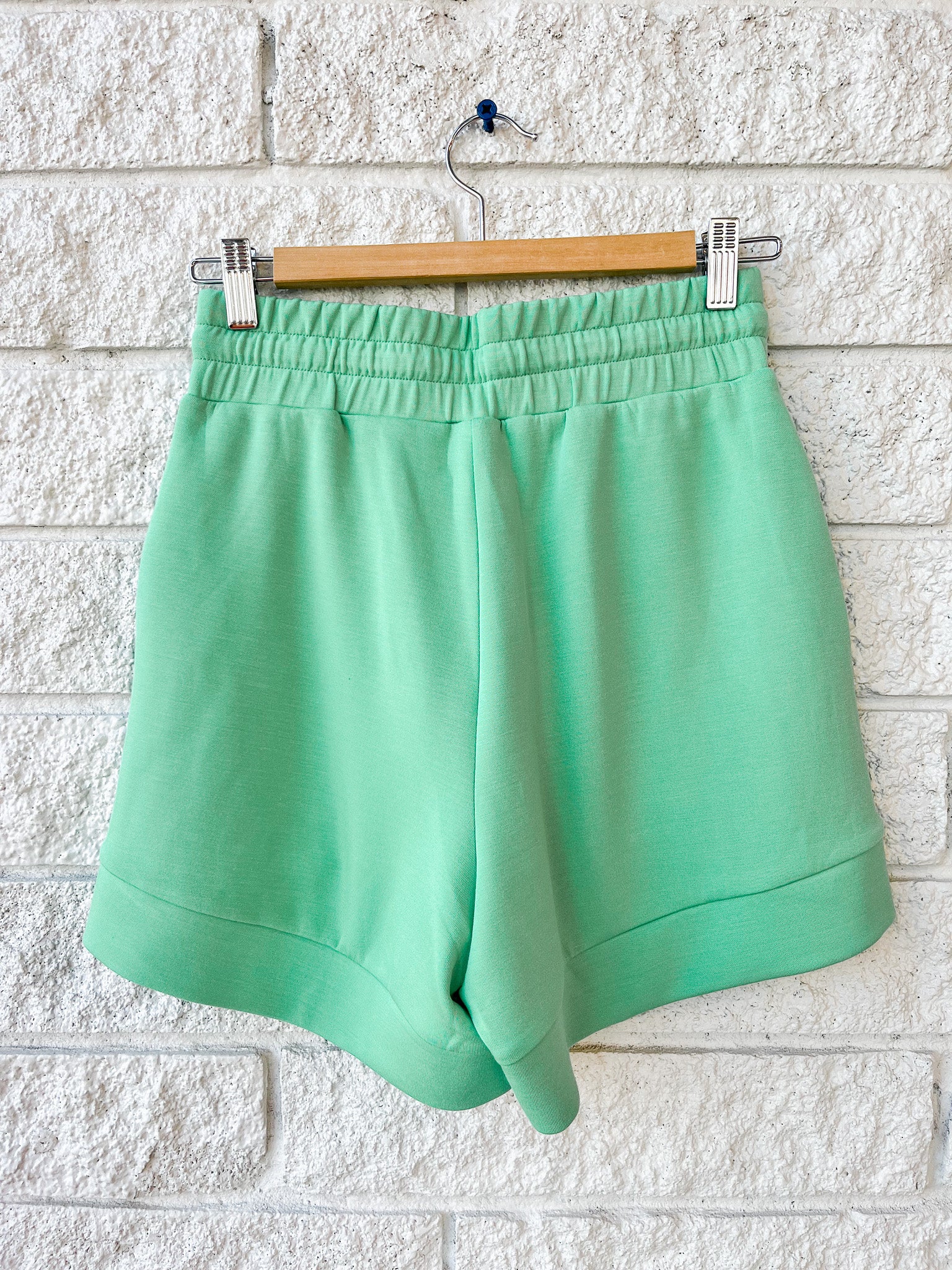 Atrium High Rise Short 4.5