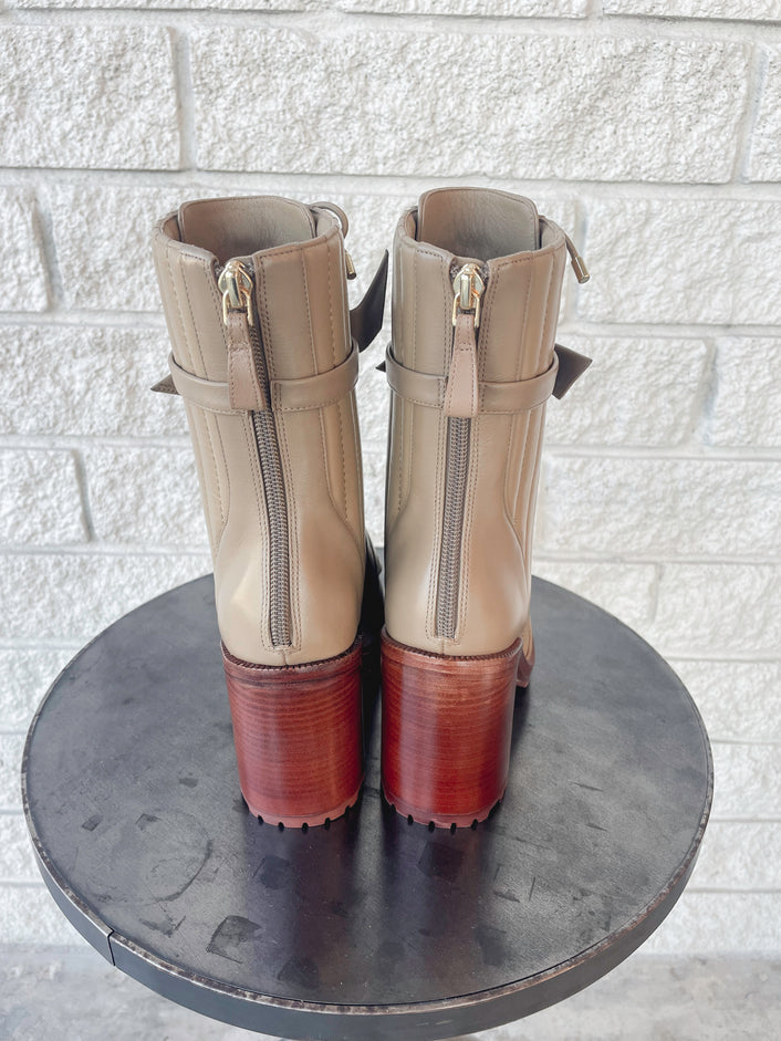 Quilted Clarita Combat 90
