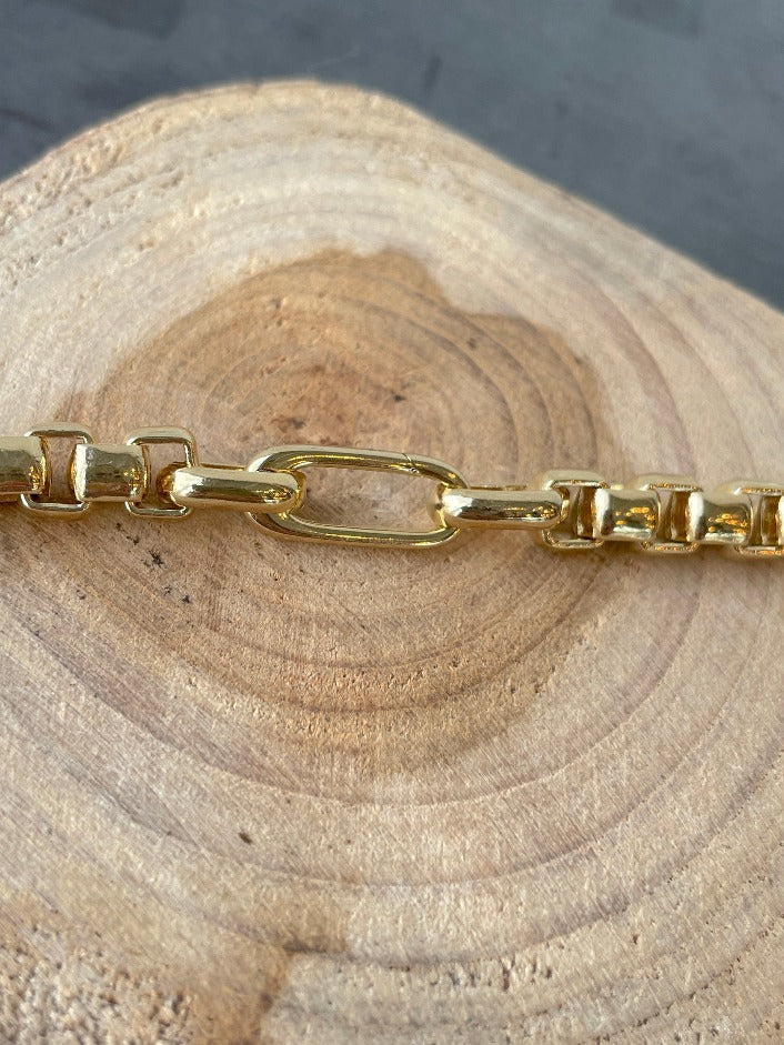 Lella Necklace