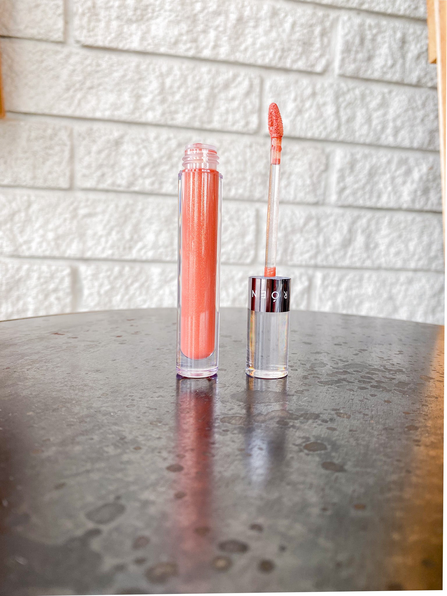 Kiss My Liquid Lip Balm Shimmer