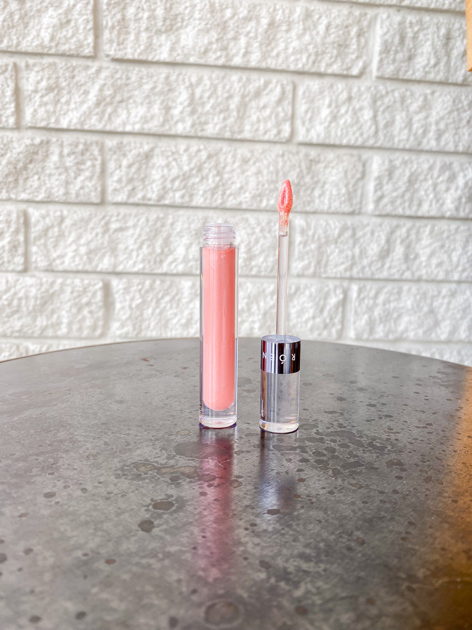 Kiss My Liquid Lip Balm Shimmer