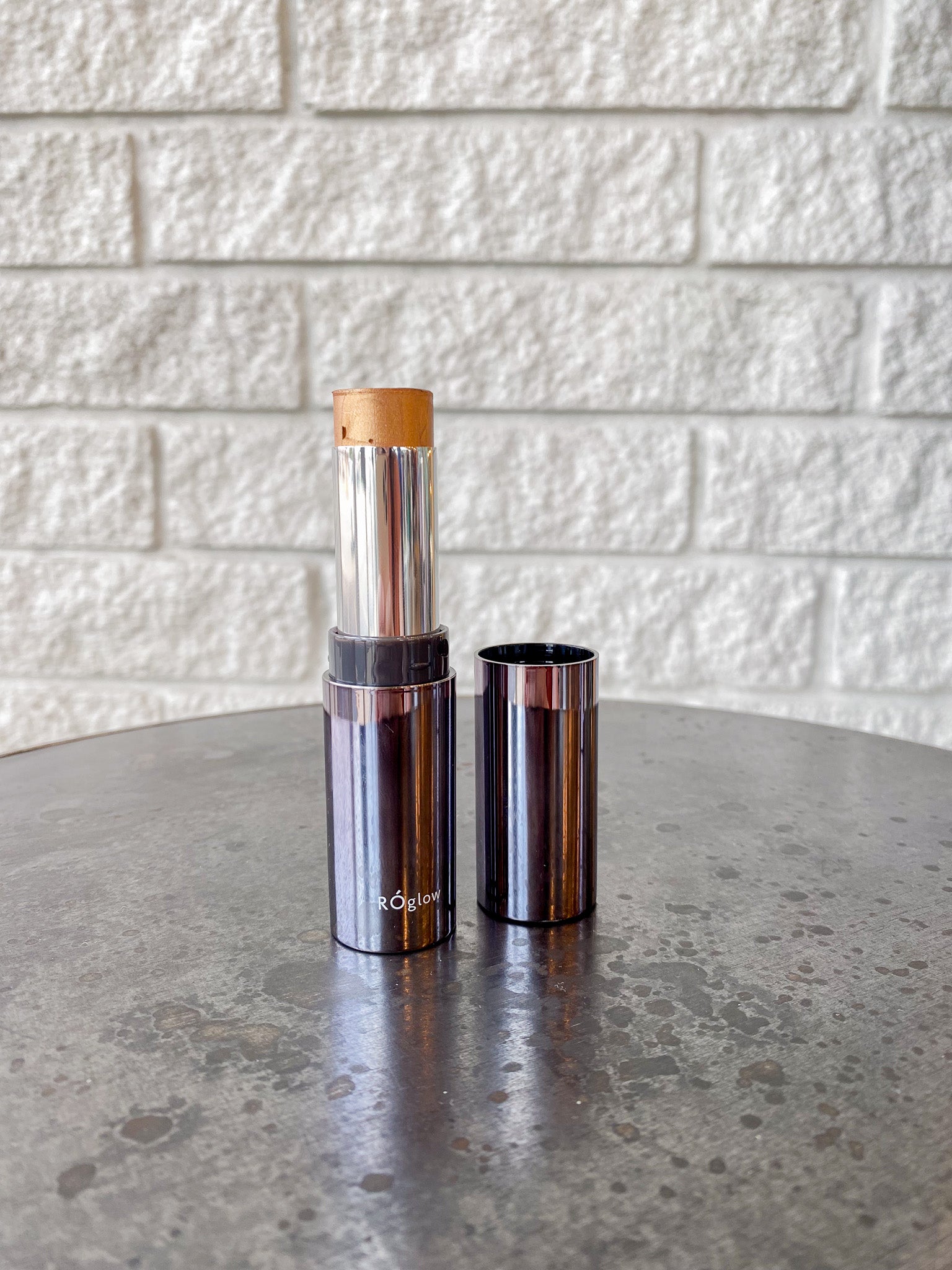 RowGlow Skin Stick Highlighter