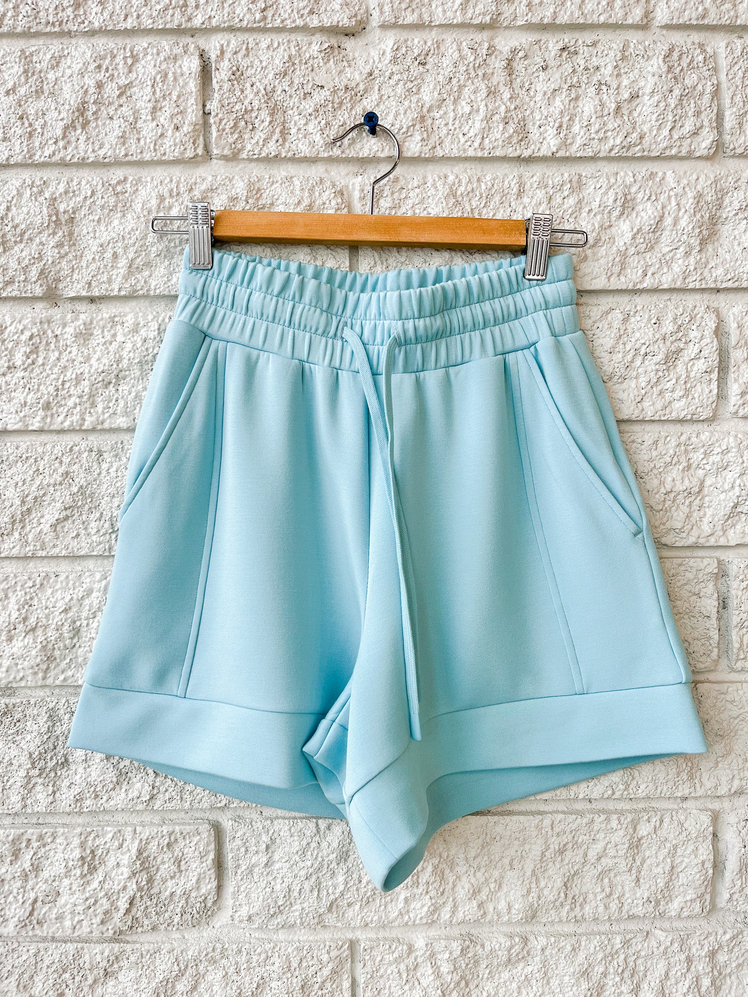 Atrium High Rise Short 4.5