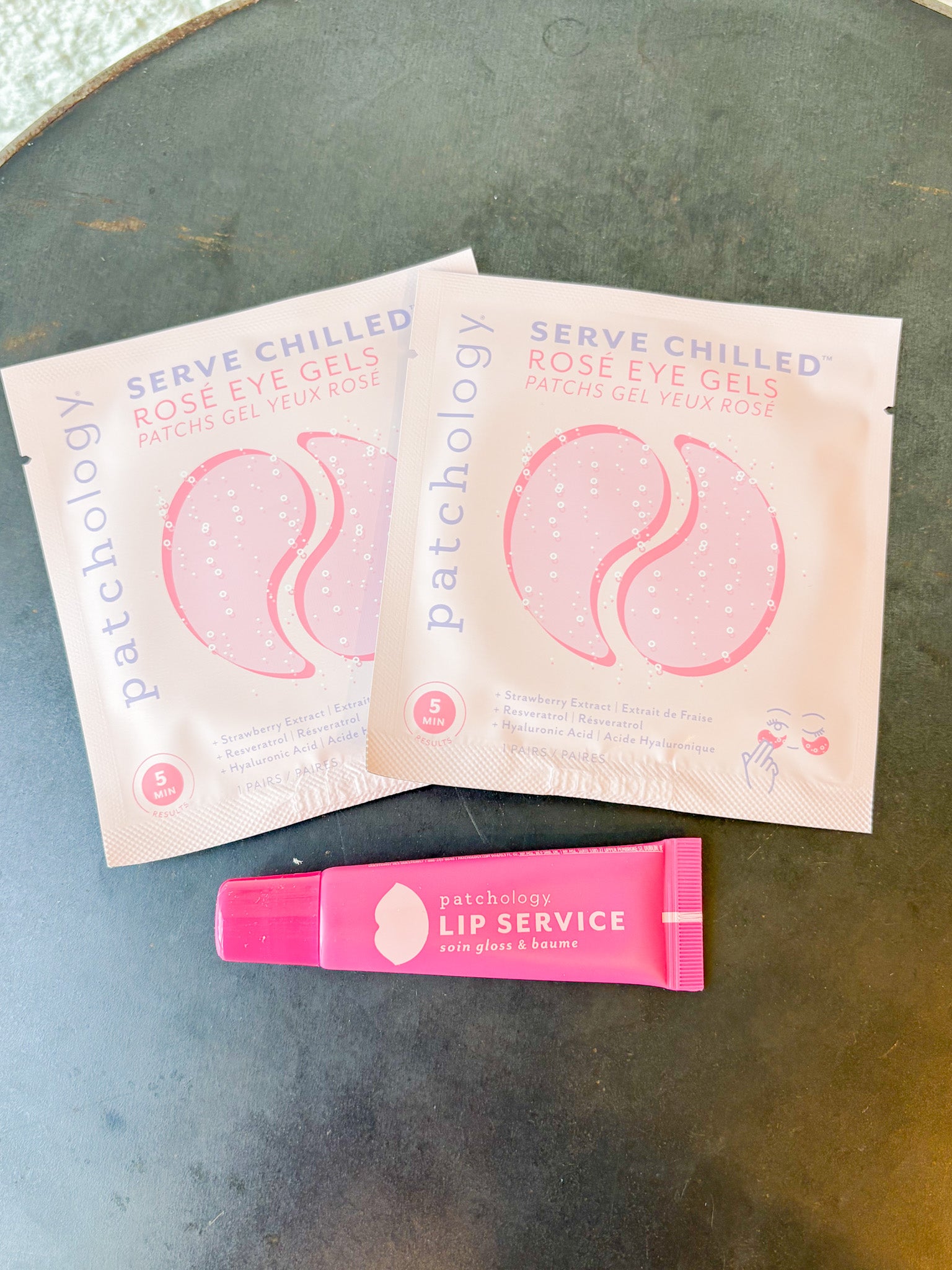 Holiday Under The Mistletoe Under Eye and Lip Gift Set