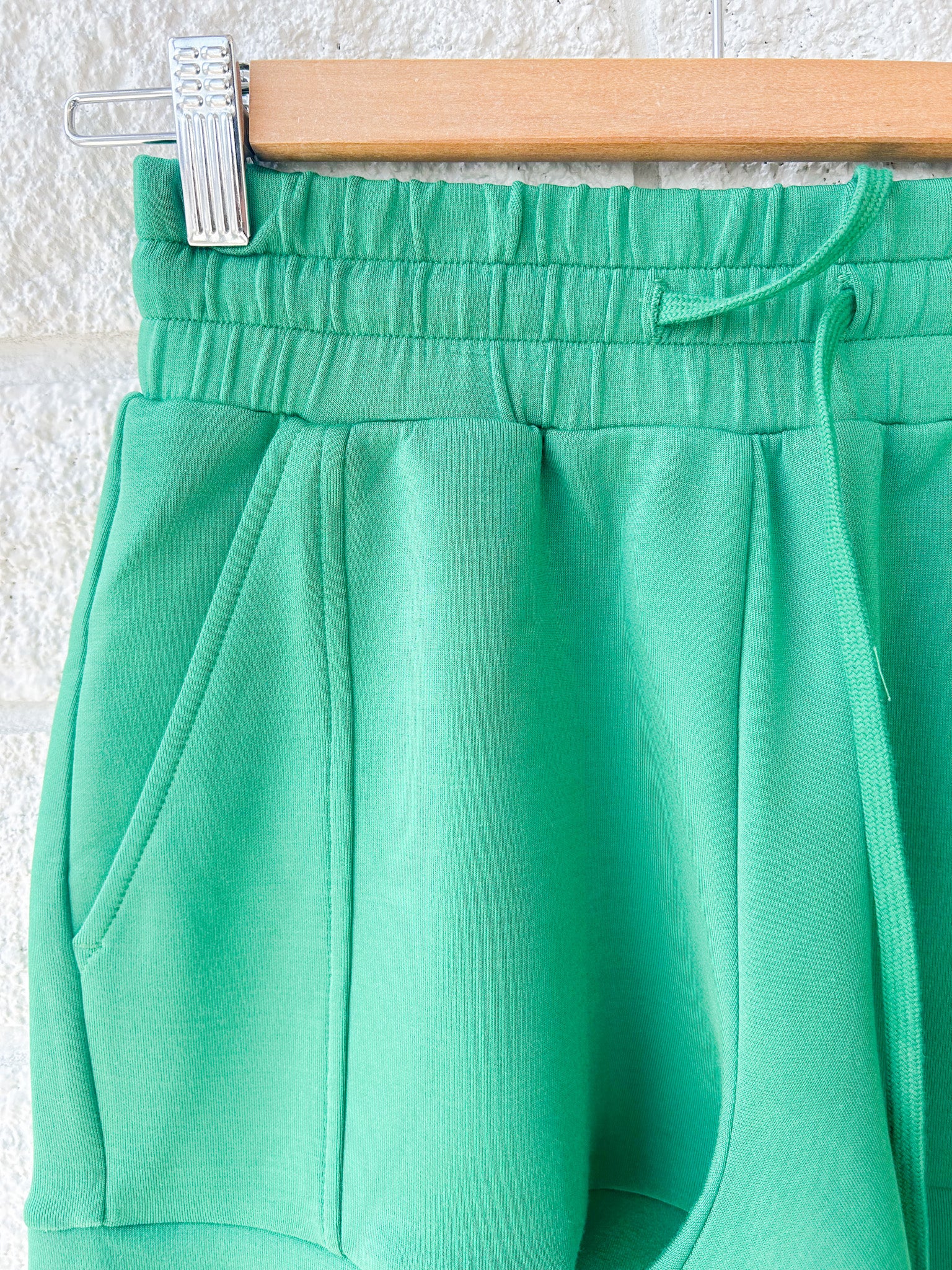 Atrium High Rise Short 4.5