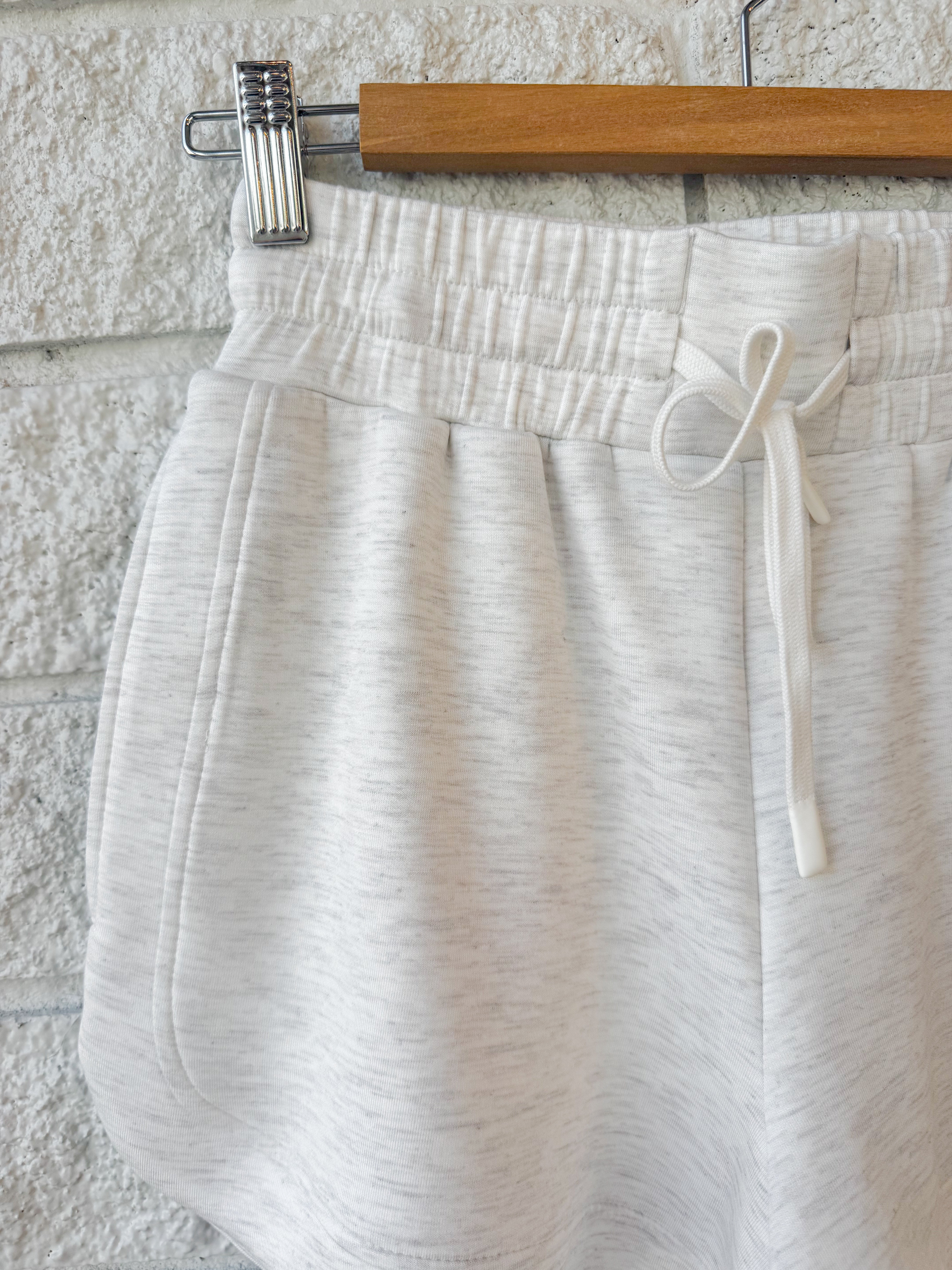 Ollie High Rise Short 3.5