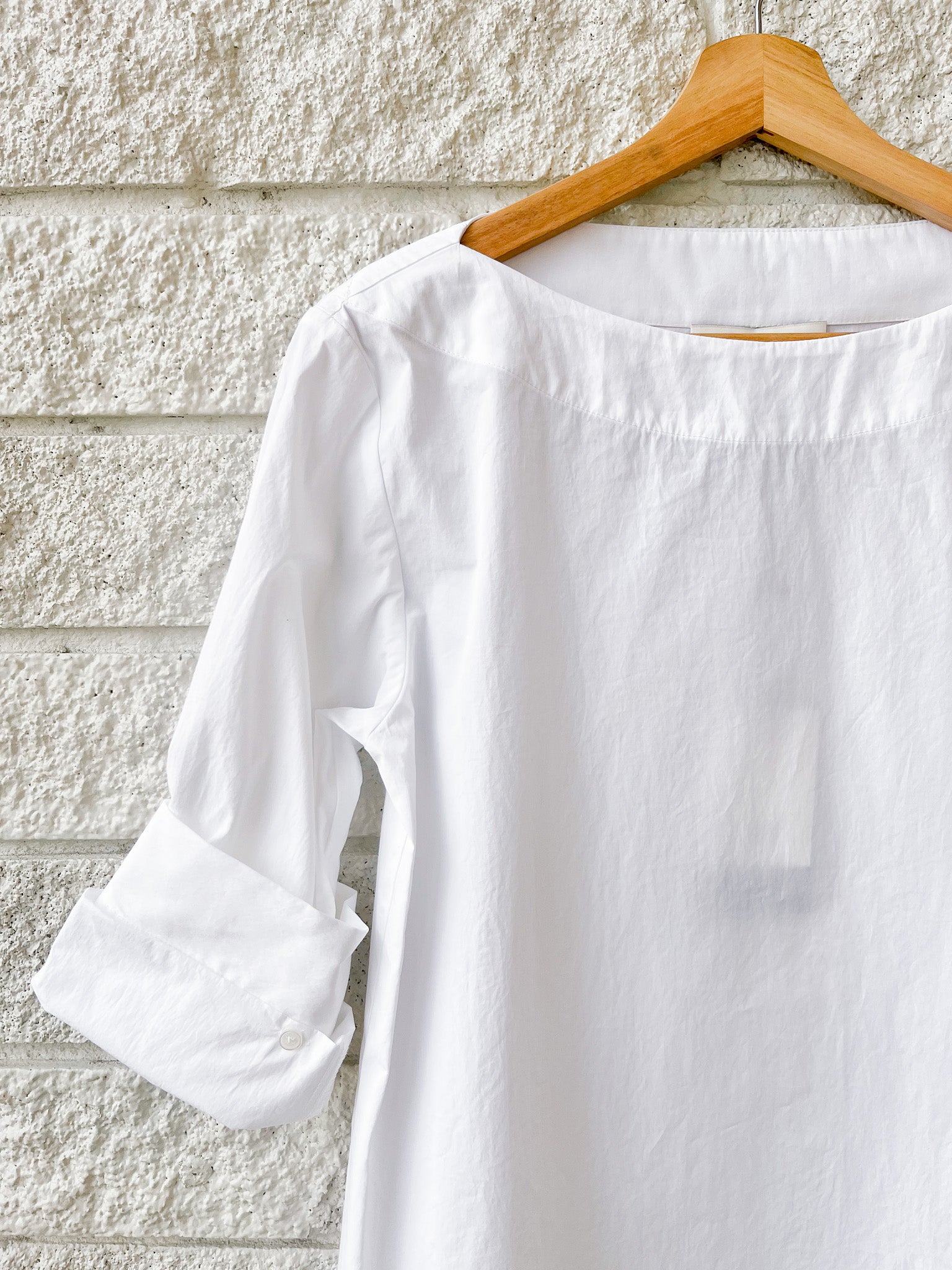 Boat Neck W Double Rolled Sleeve