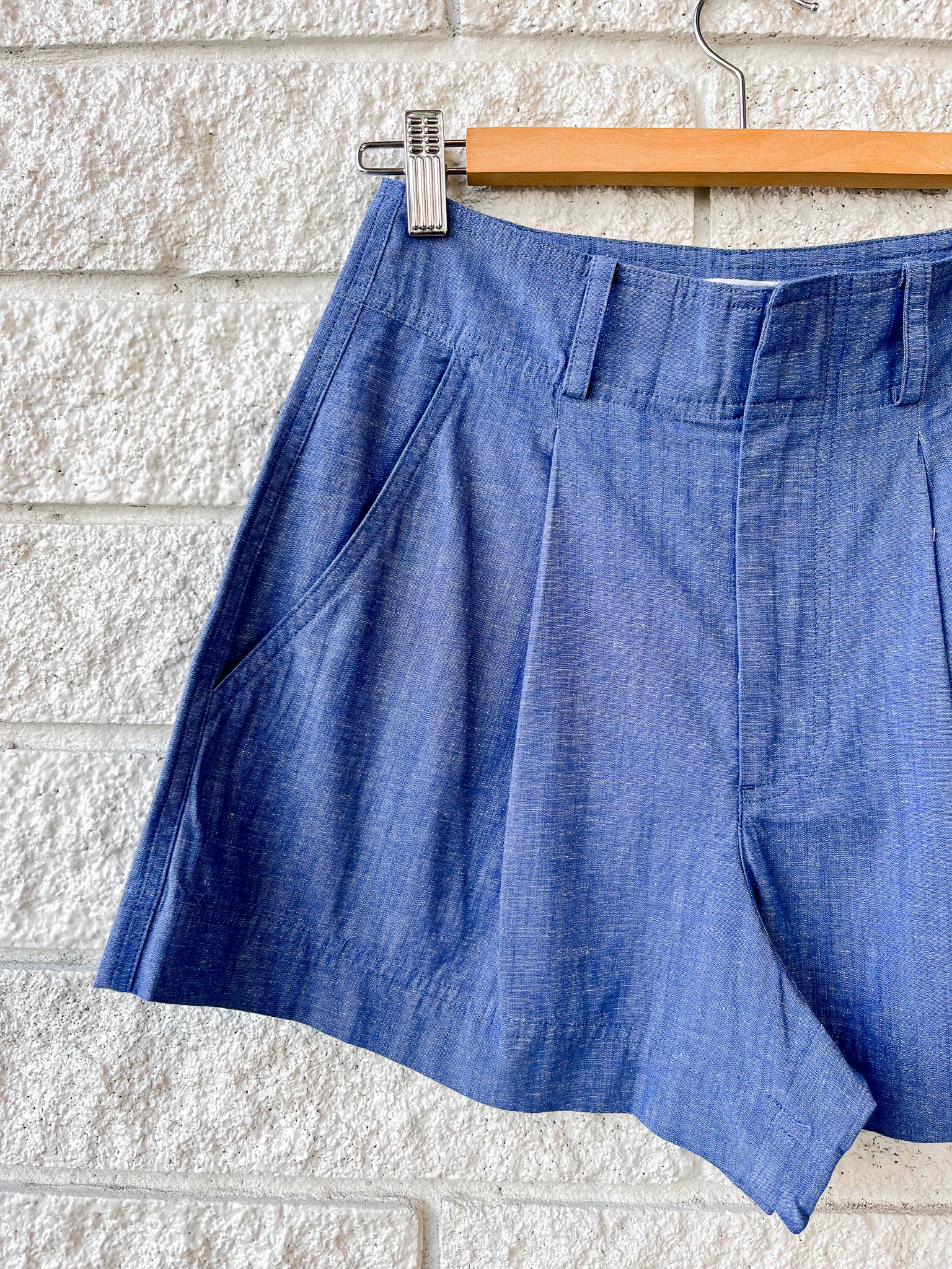 Short Bari Short