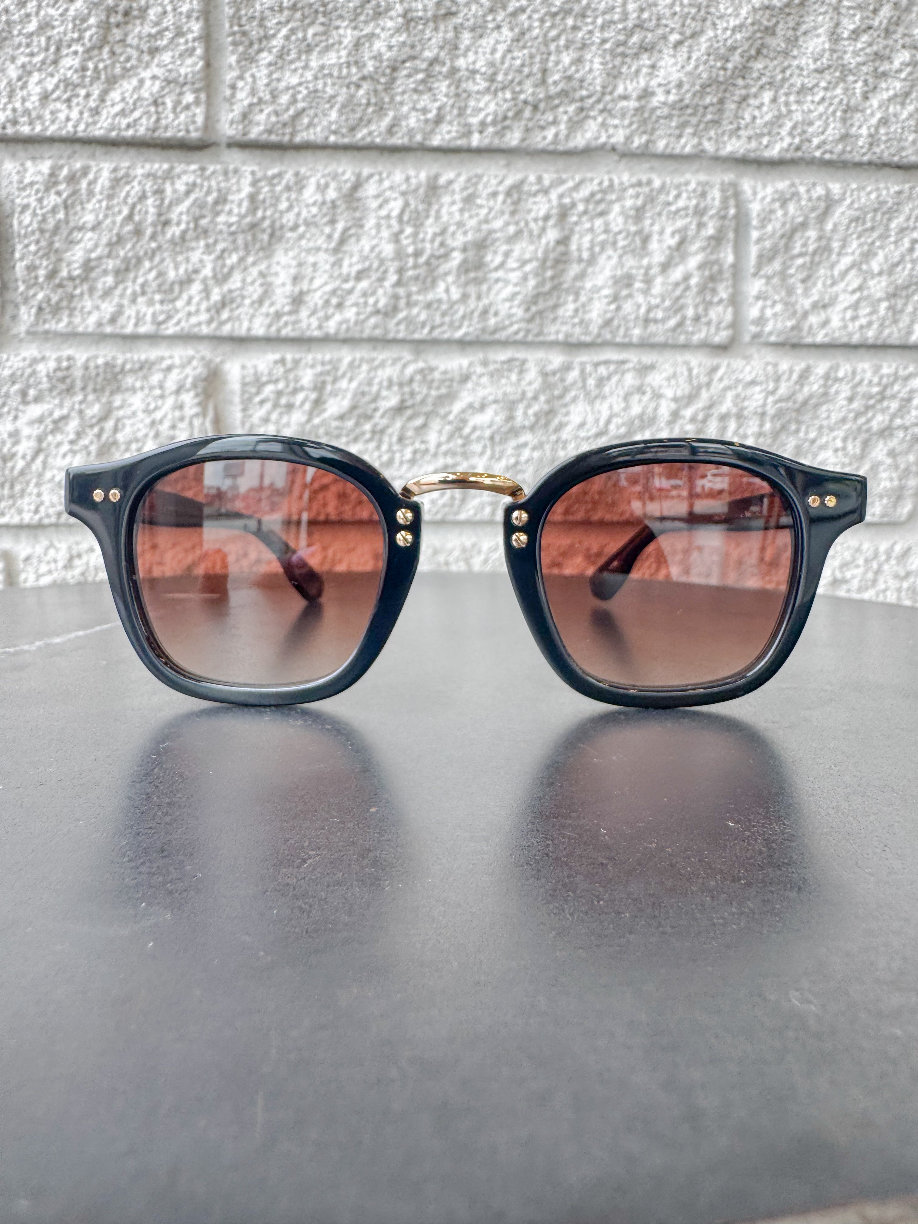 Campbell | Black + Black Tea