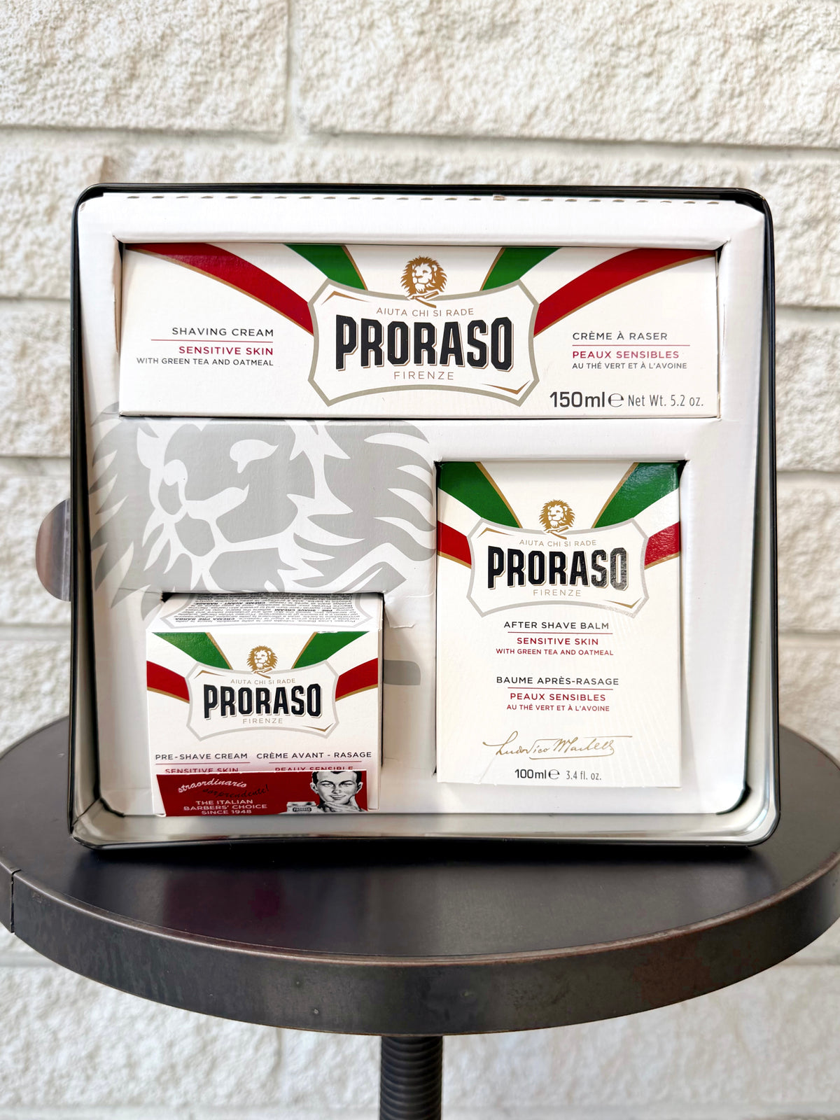Proraso Vintage Toccassana Tin: Sensitive Skin