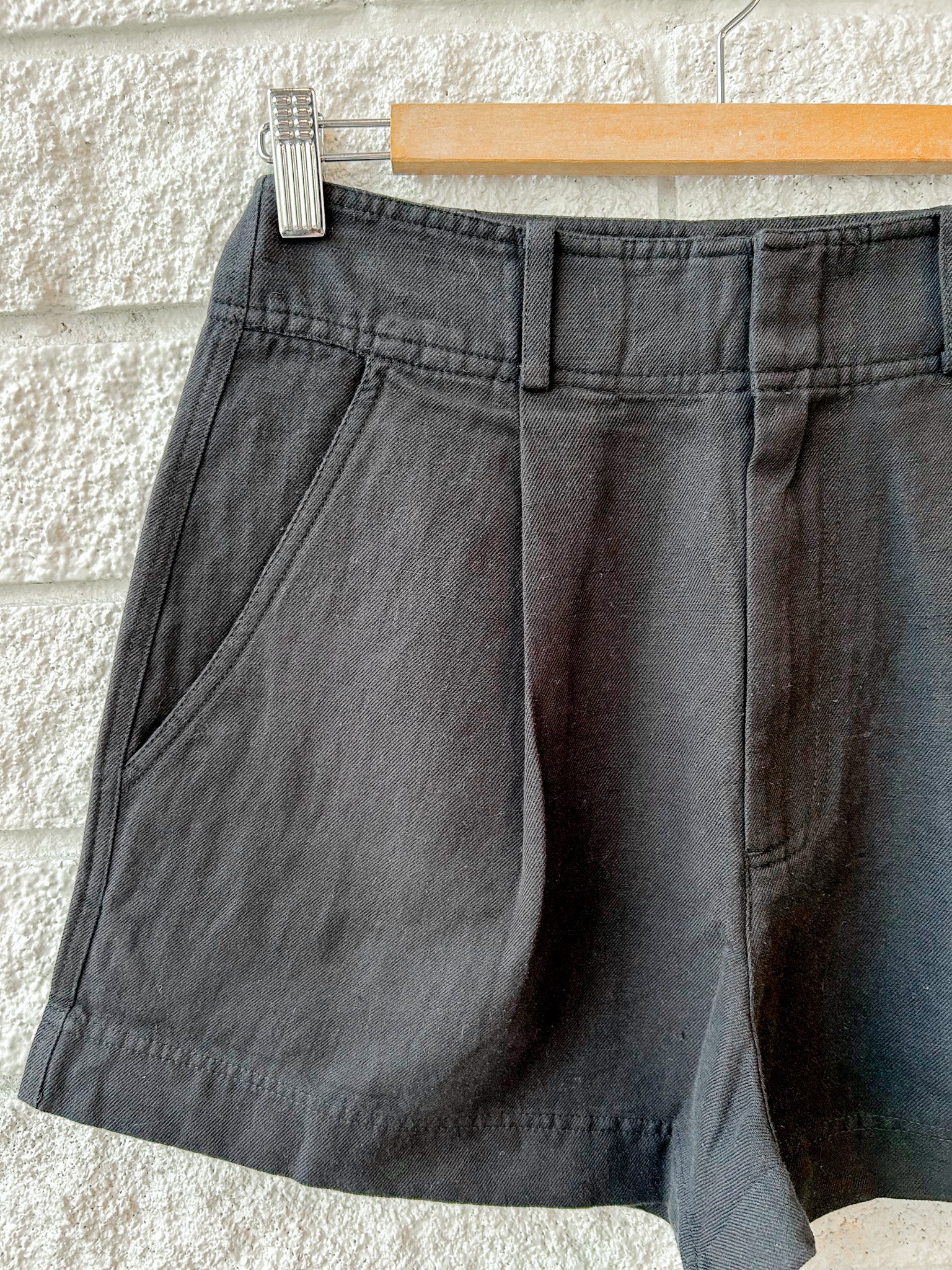 Short Bari Short