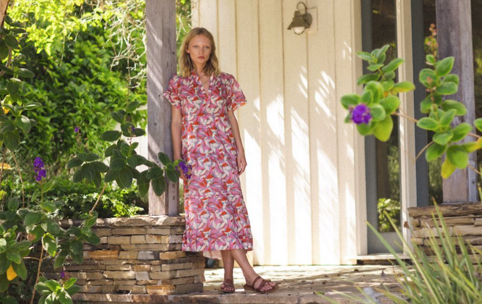 The Versatility of Floral Midi Dresses: From Casual to Dressy