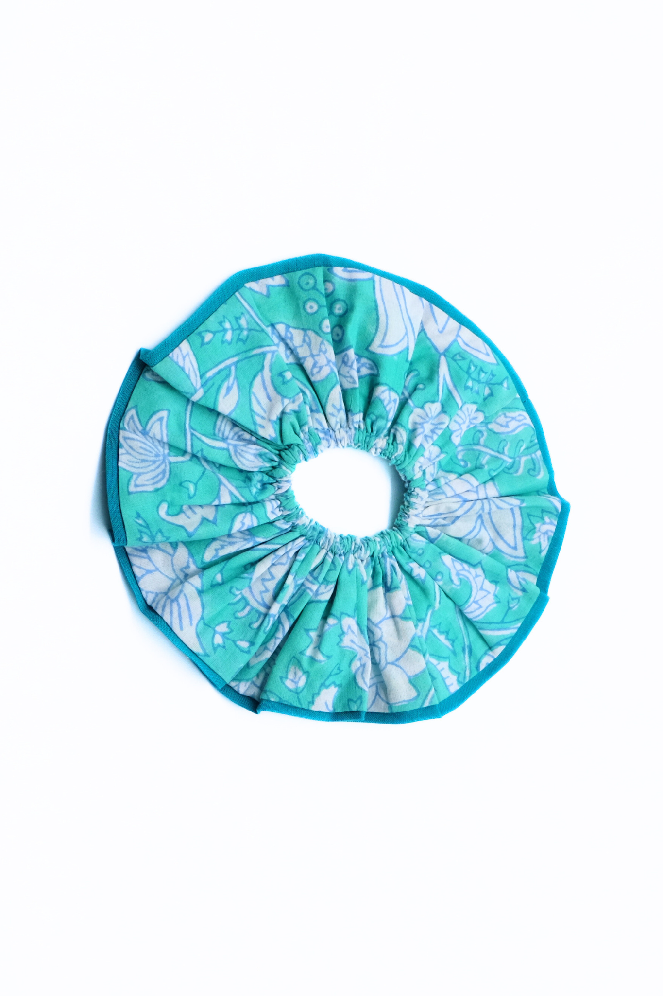 (Available 12/1) Maine Block Print Scrunchie Set