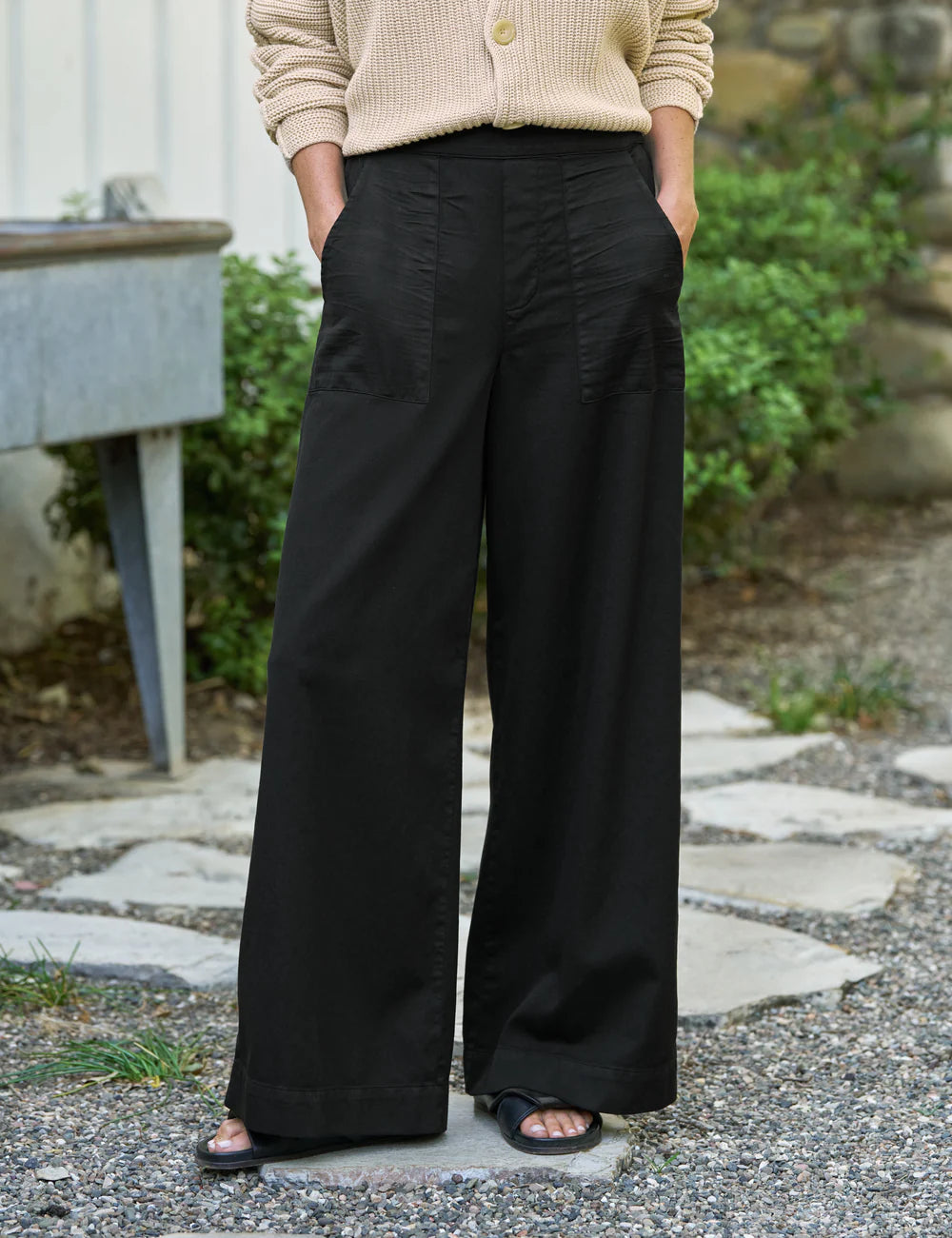 Madeline Patch Pocket Pull - On Pant