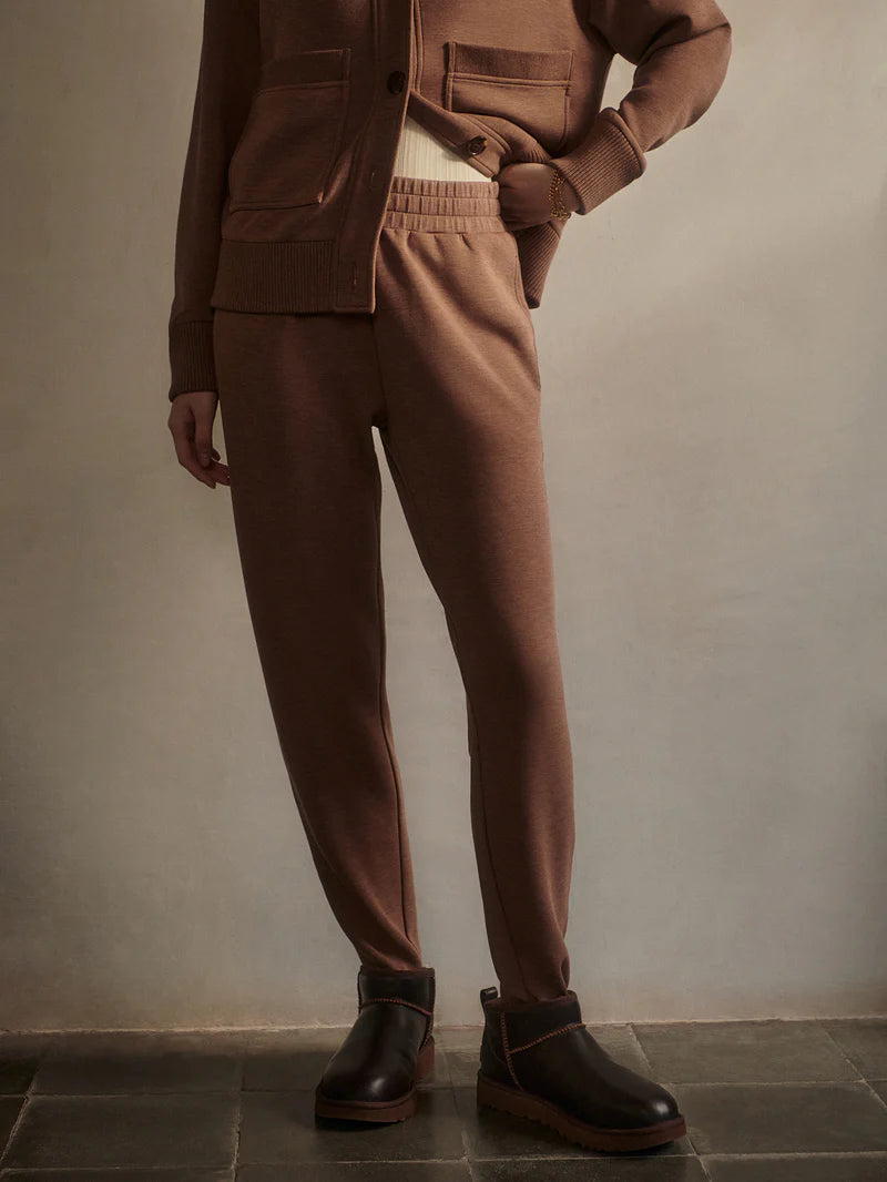 The Slim Zip Hem Pant 26