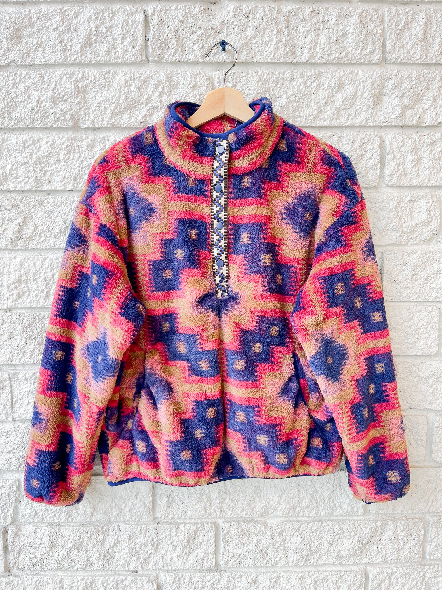 Ridge Pullover
