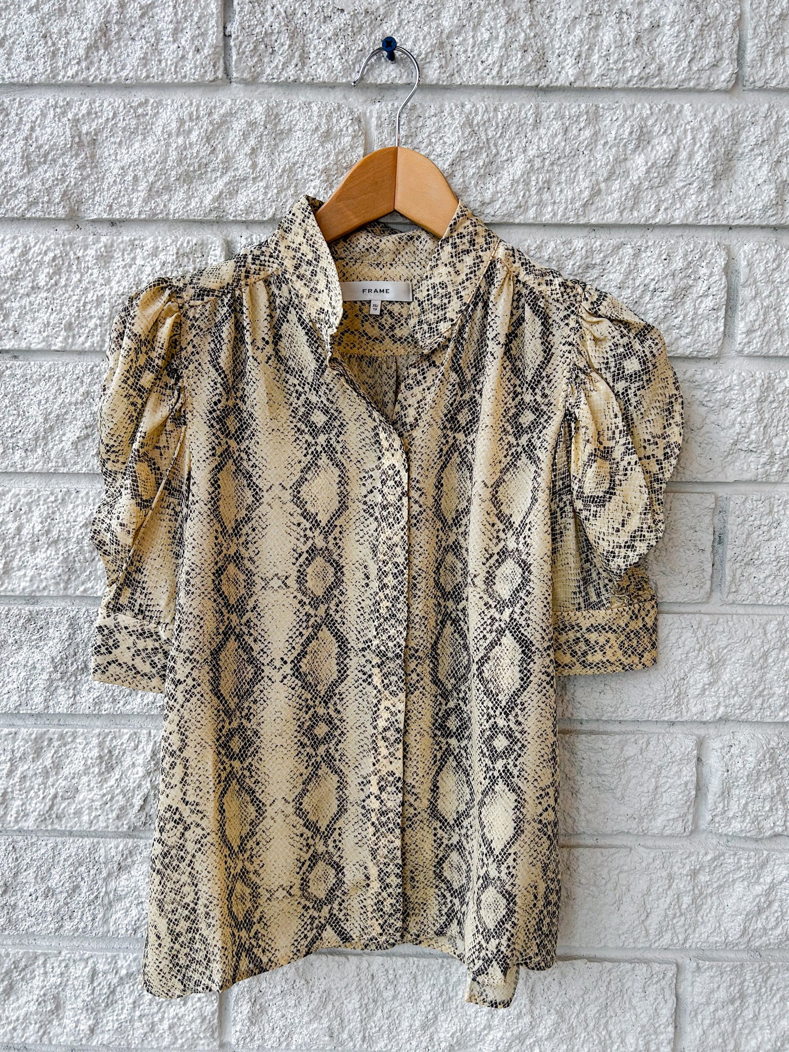 The Snake Gillian Top
