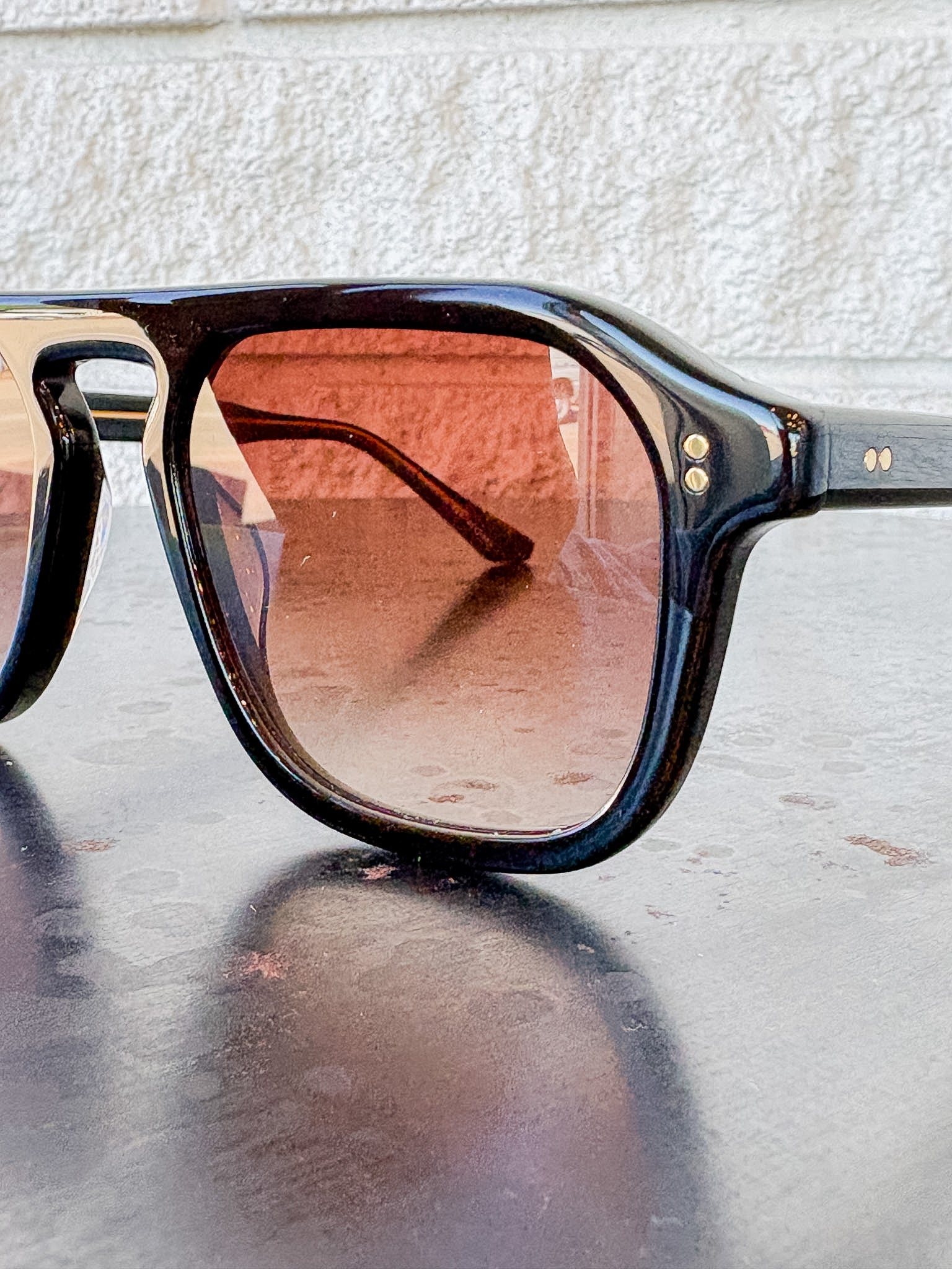 ZANDER | Black + Black Tea