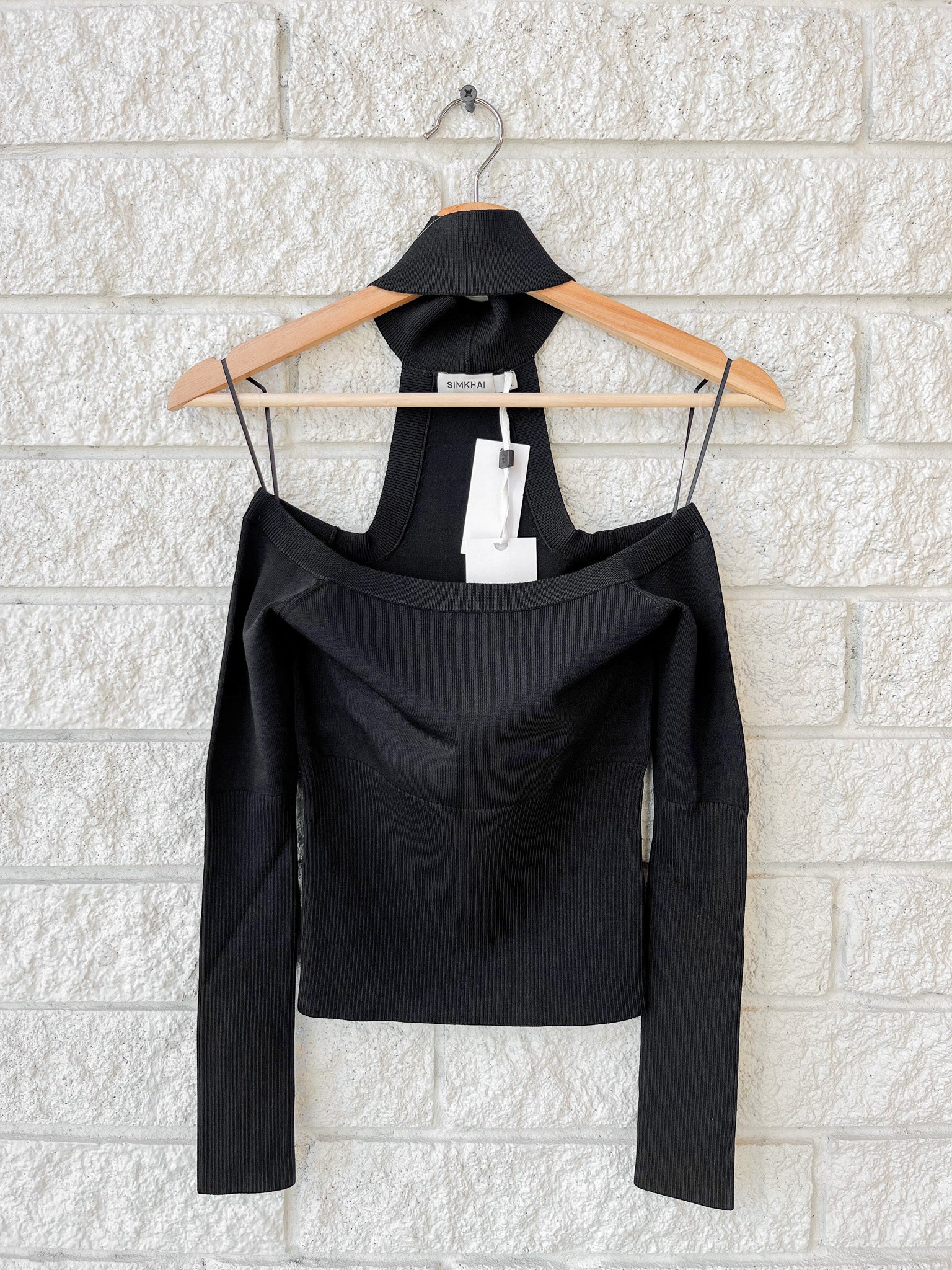 Lila Cold Shoulder Top