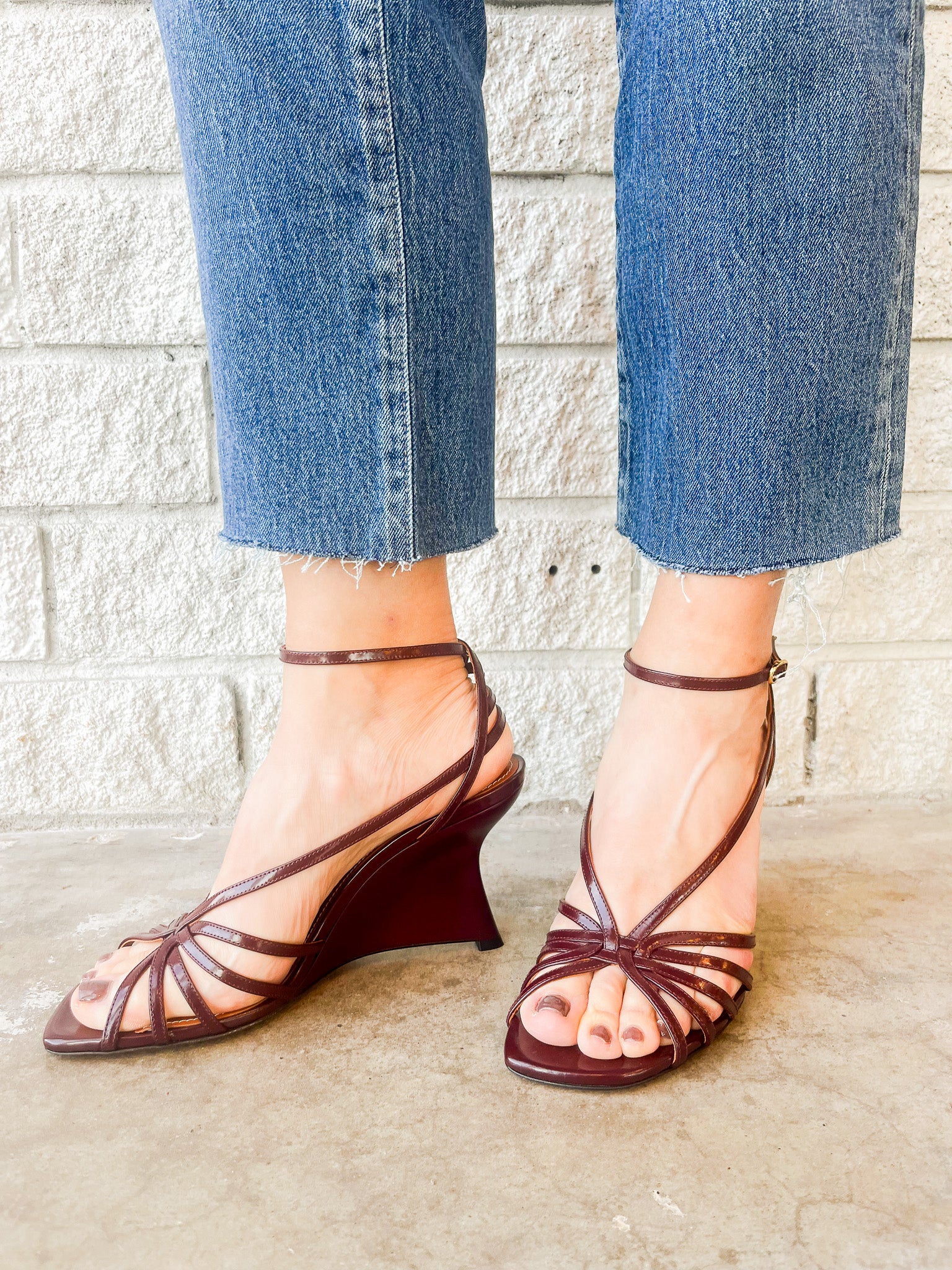Aura Wedge 85