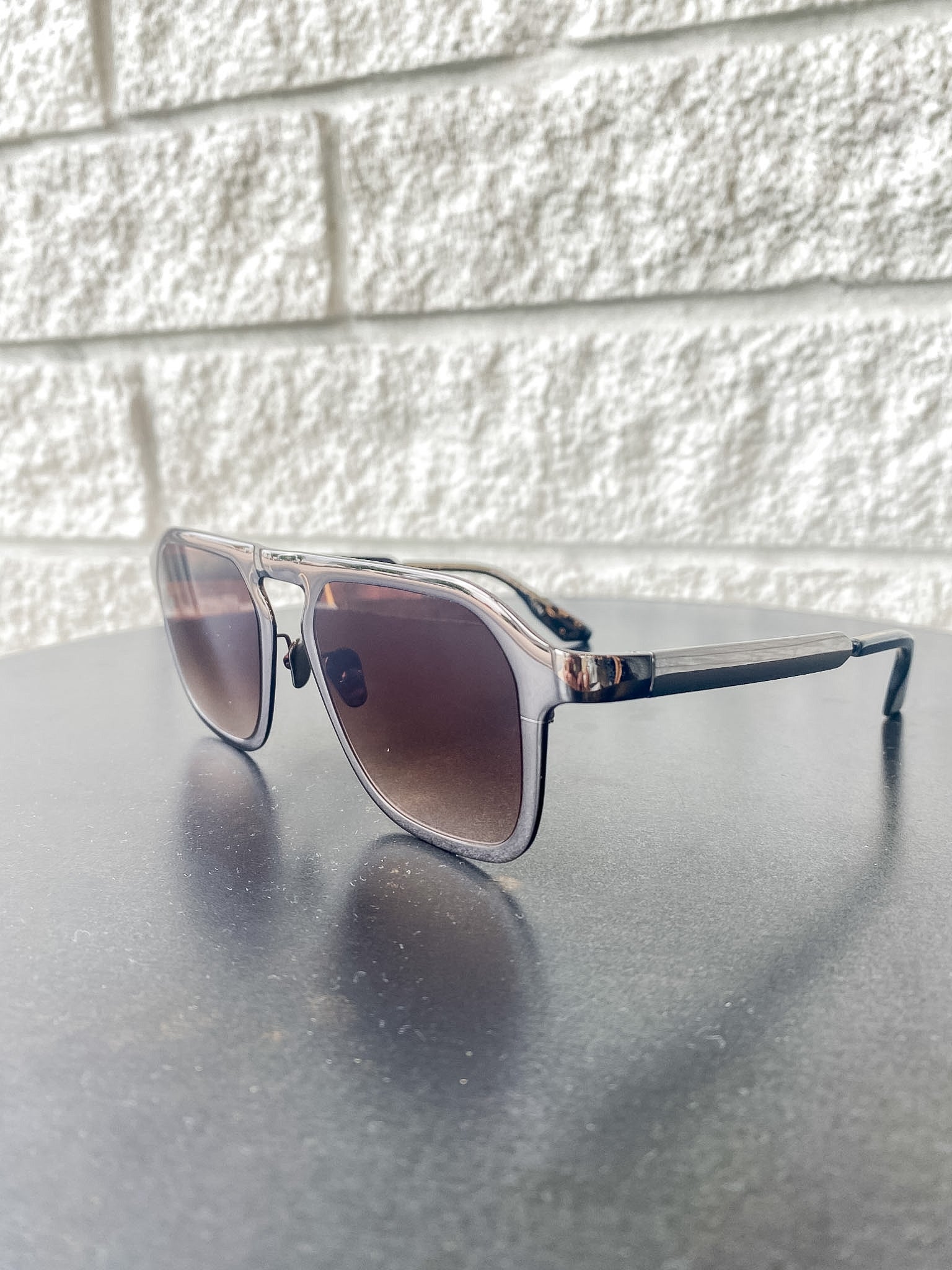 Zander Chroma | Gunmetal Chroma + Black Tea