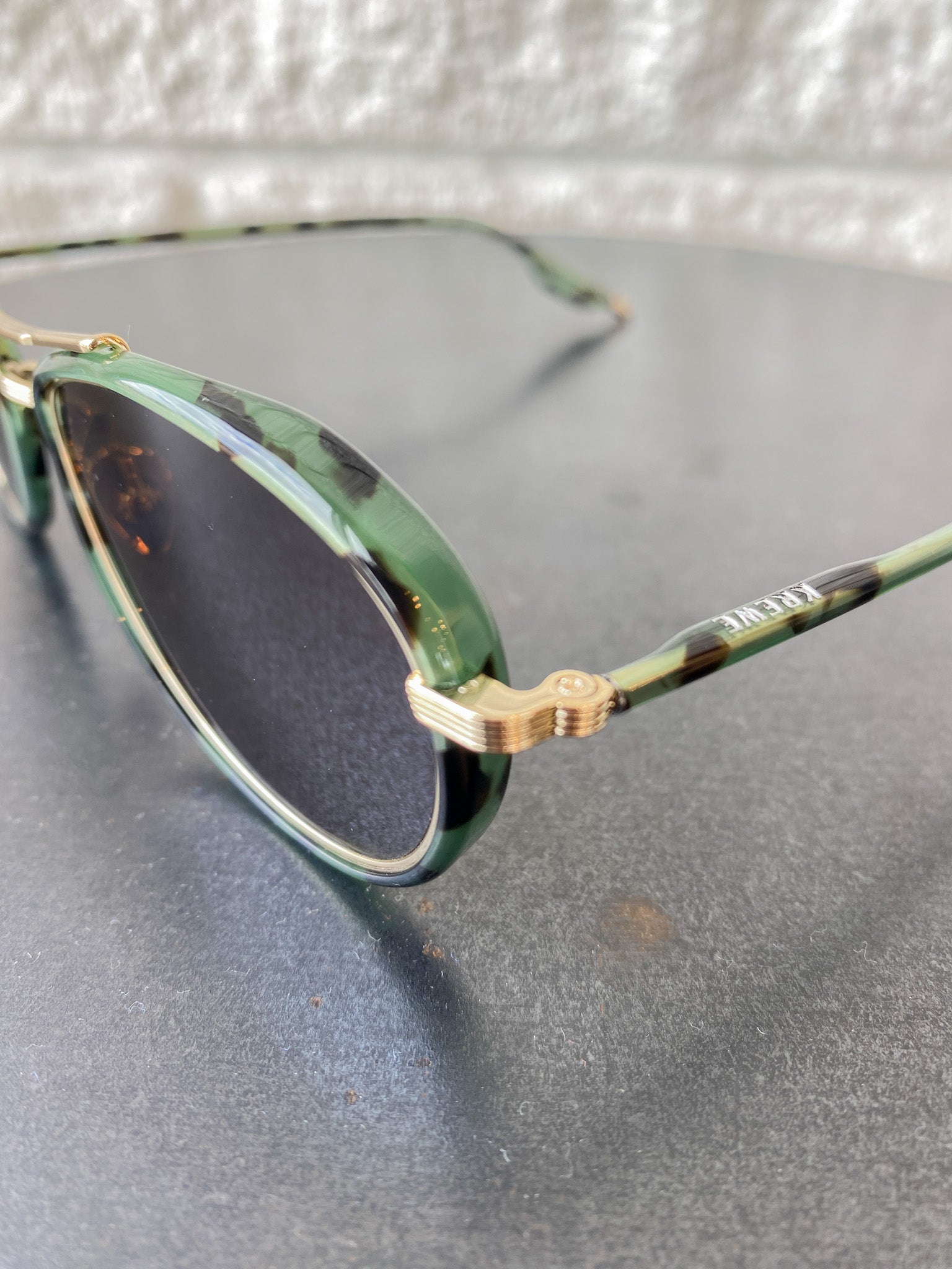 Dallas | 12k Titanium + Hemlock Tortoise