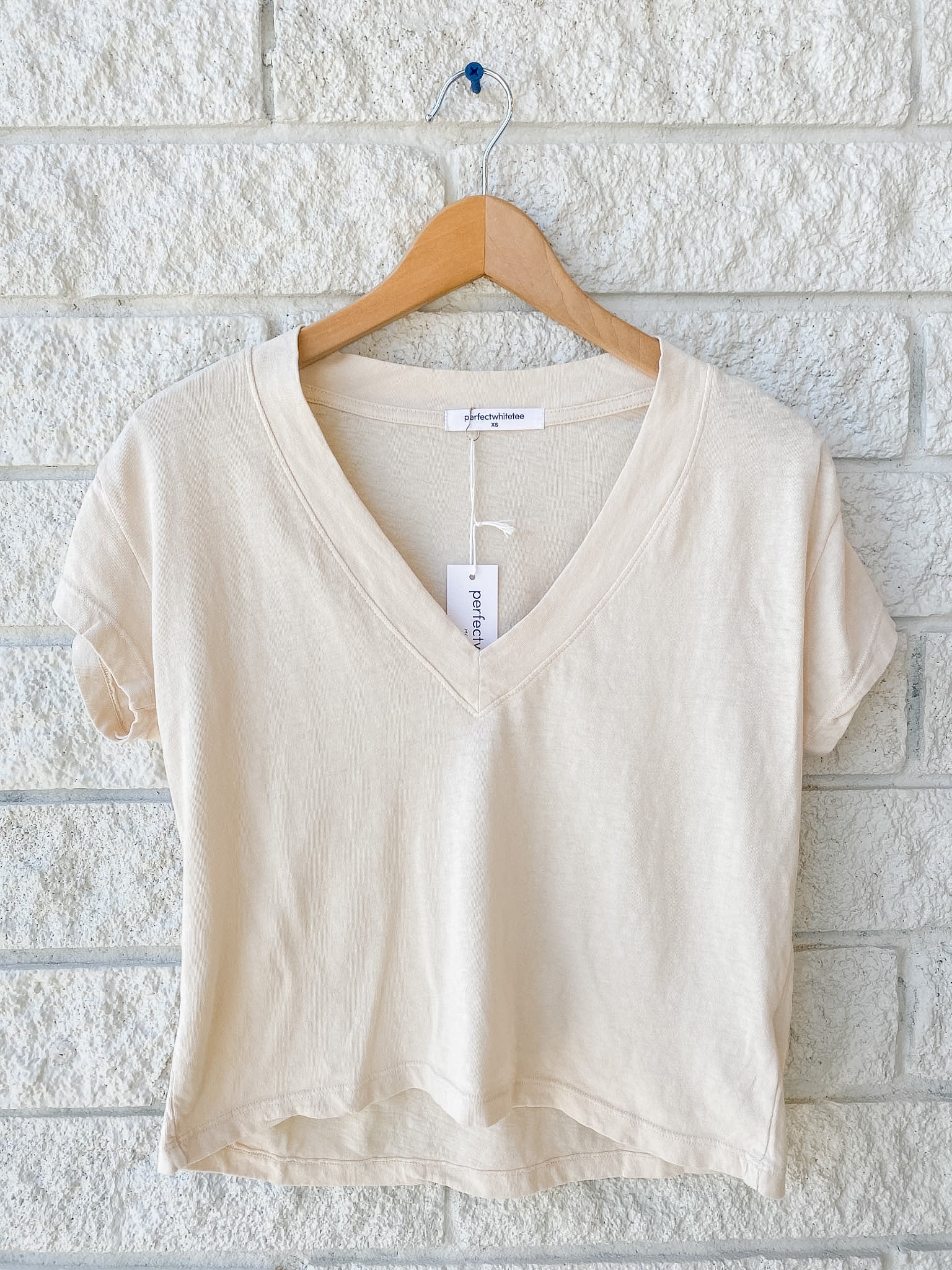Alanis Tee